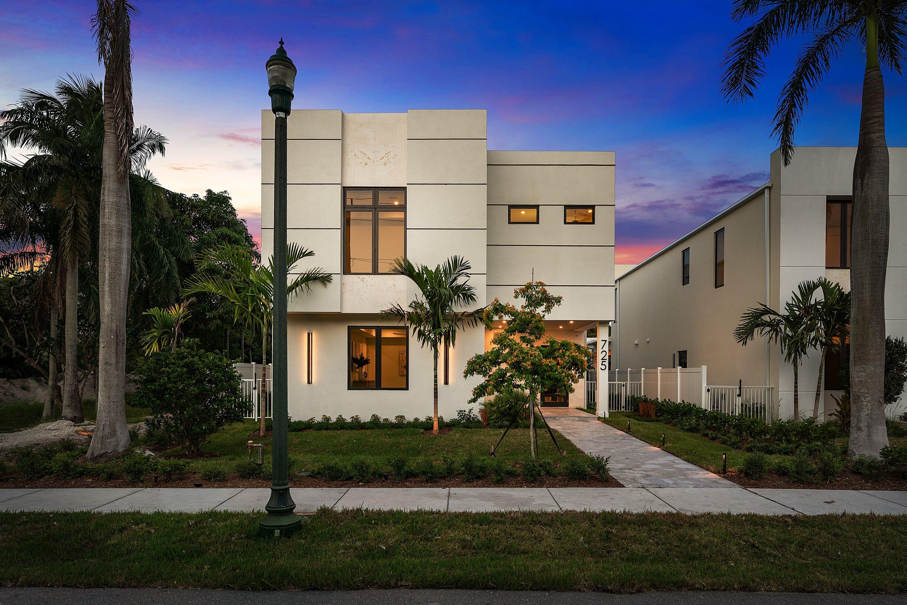 725 SE 4TH, Delray Beach FL 33483