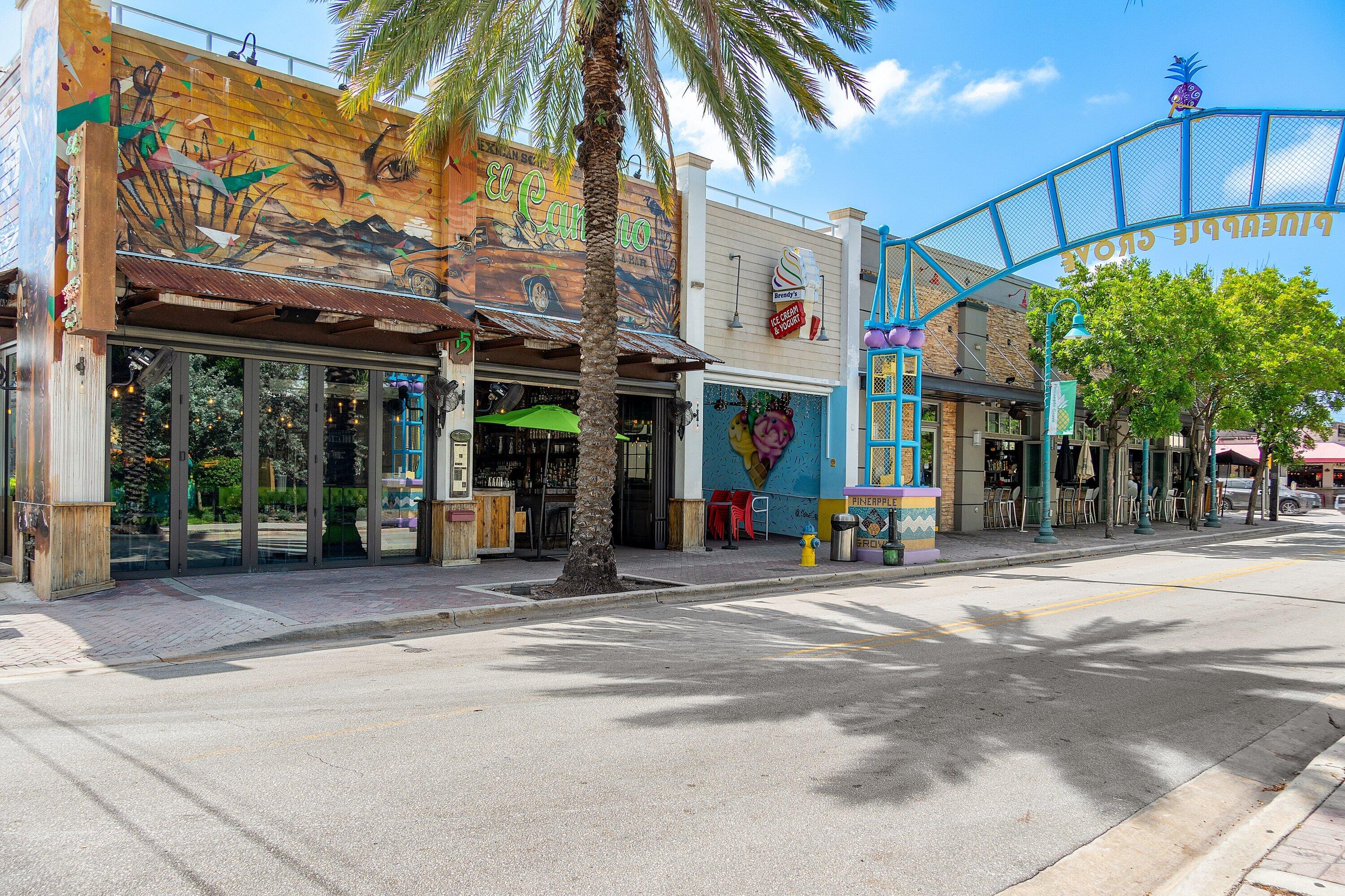 725 SE 4TH, Delray Beach FL 33483