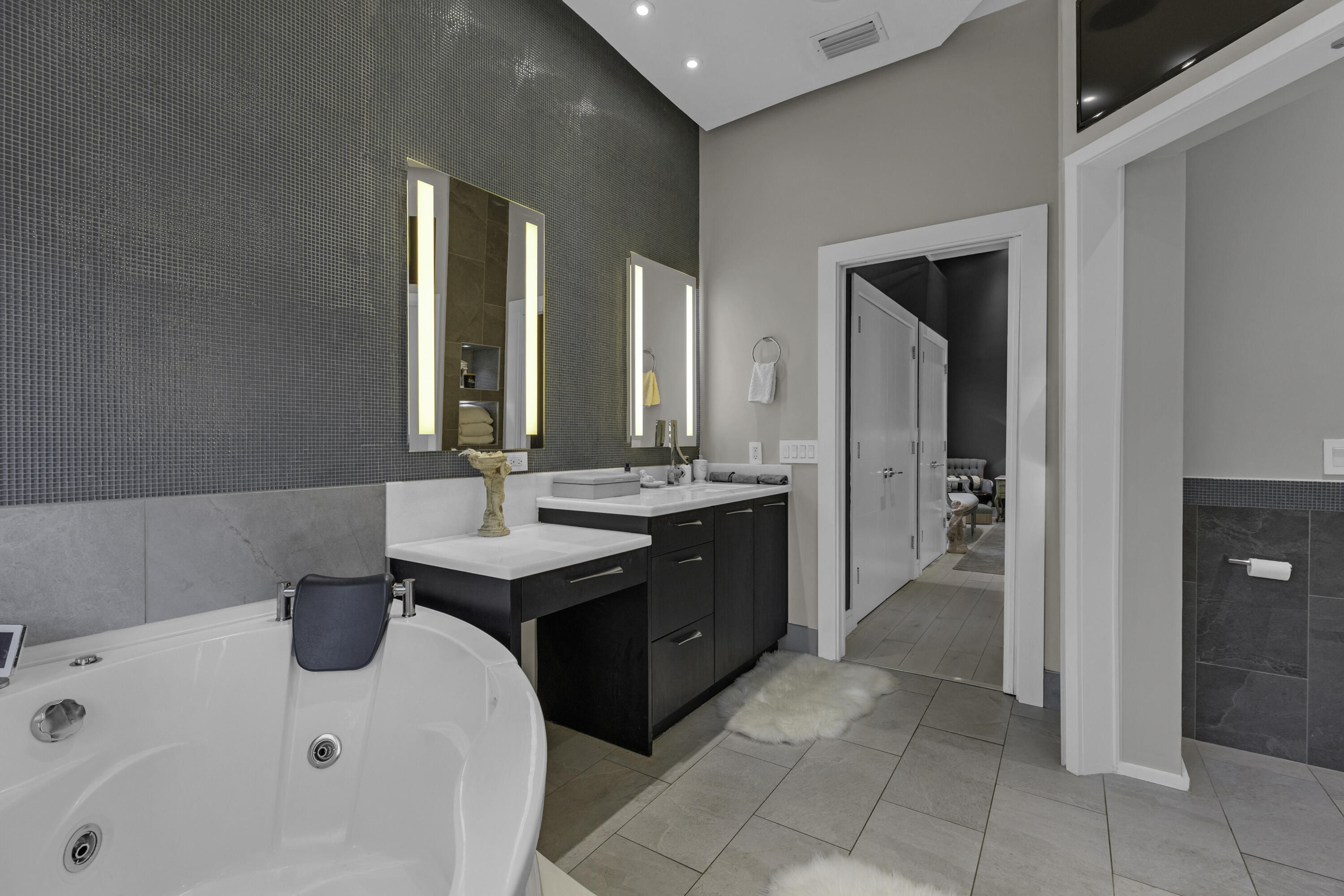 2550 NW 52ND, Boca Raton FL 33496