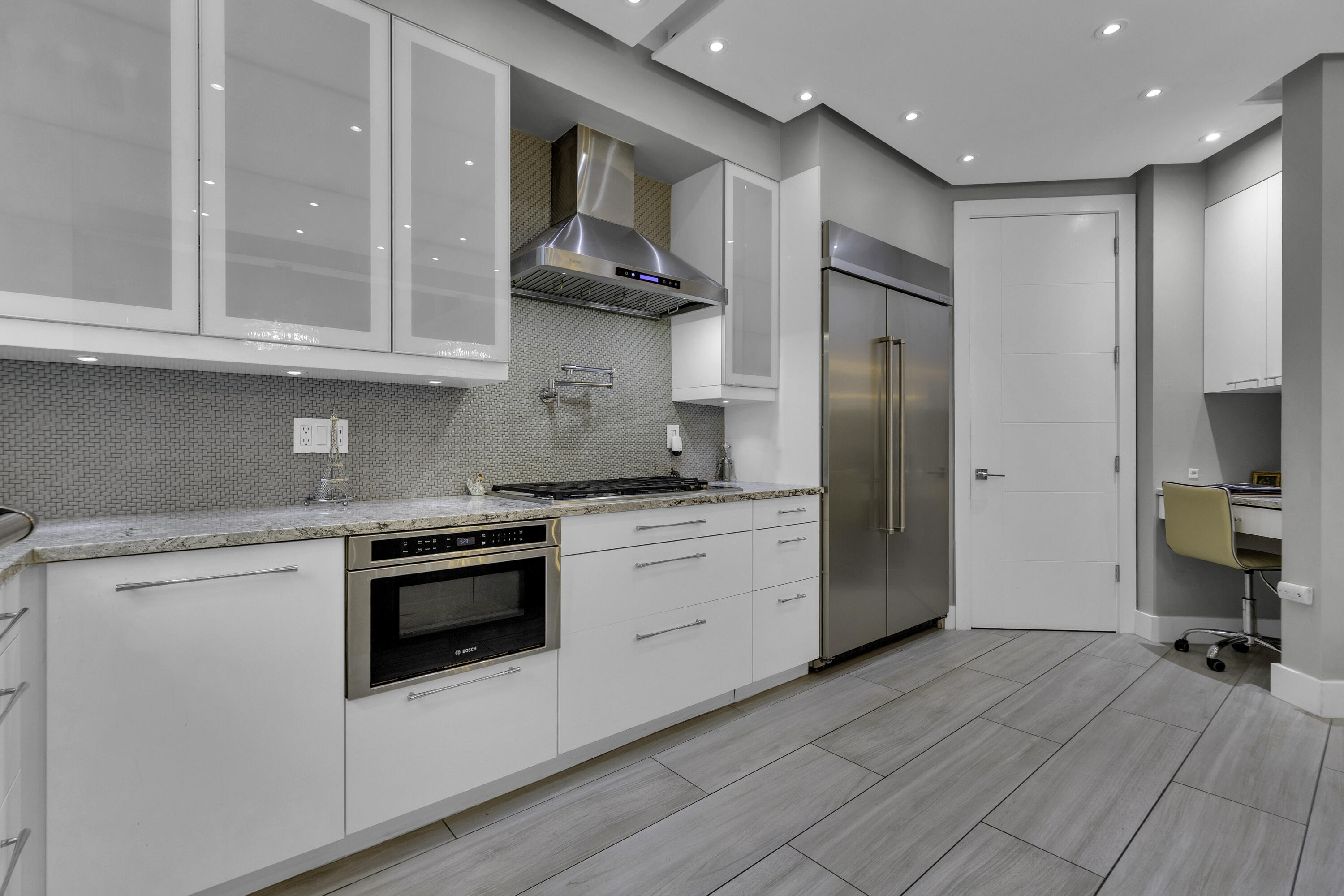 2550 NW 52ND, Boca Raton FL 33496