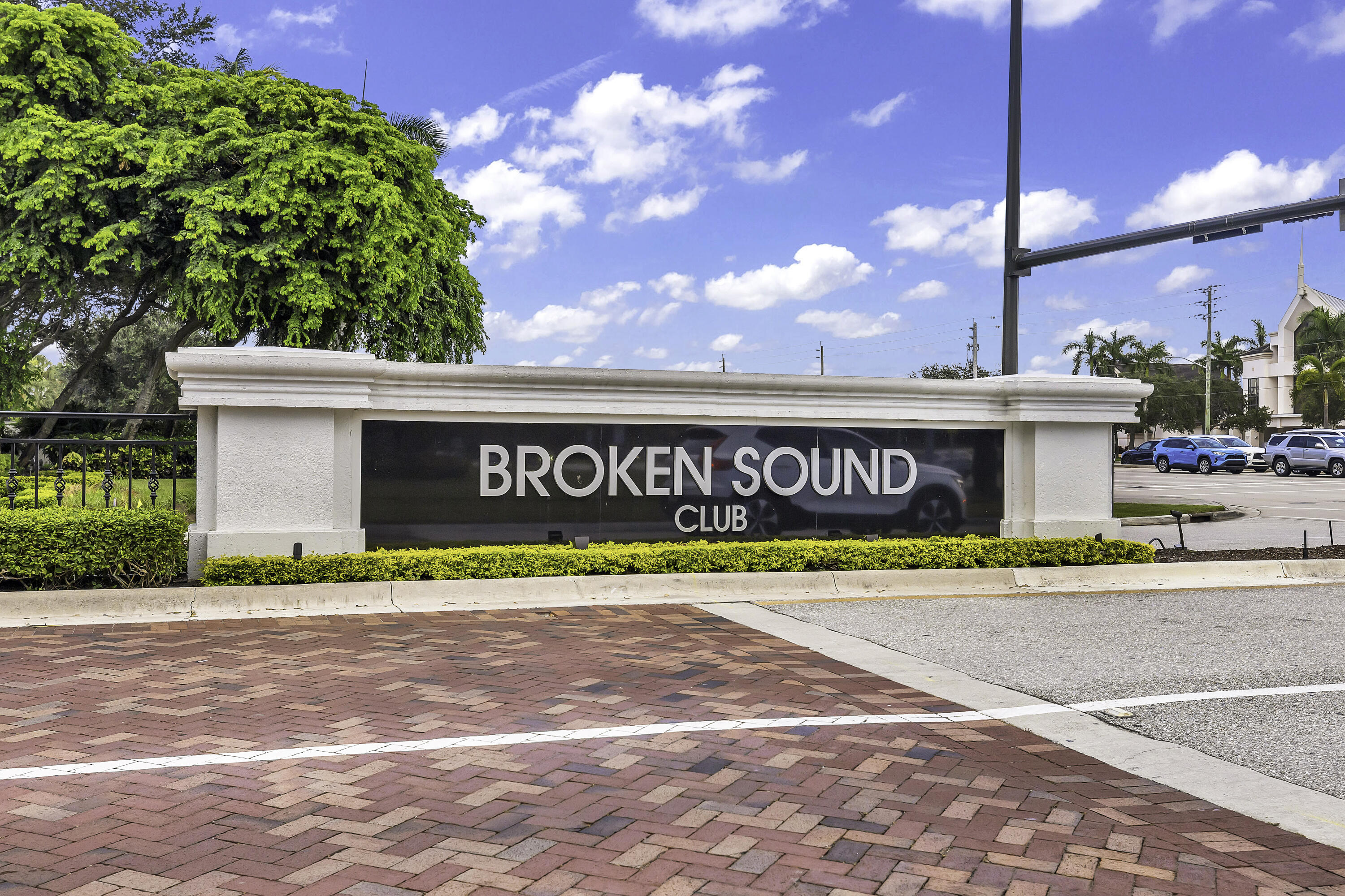 2550 NW 52ND, Boca Raton FL 33496