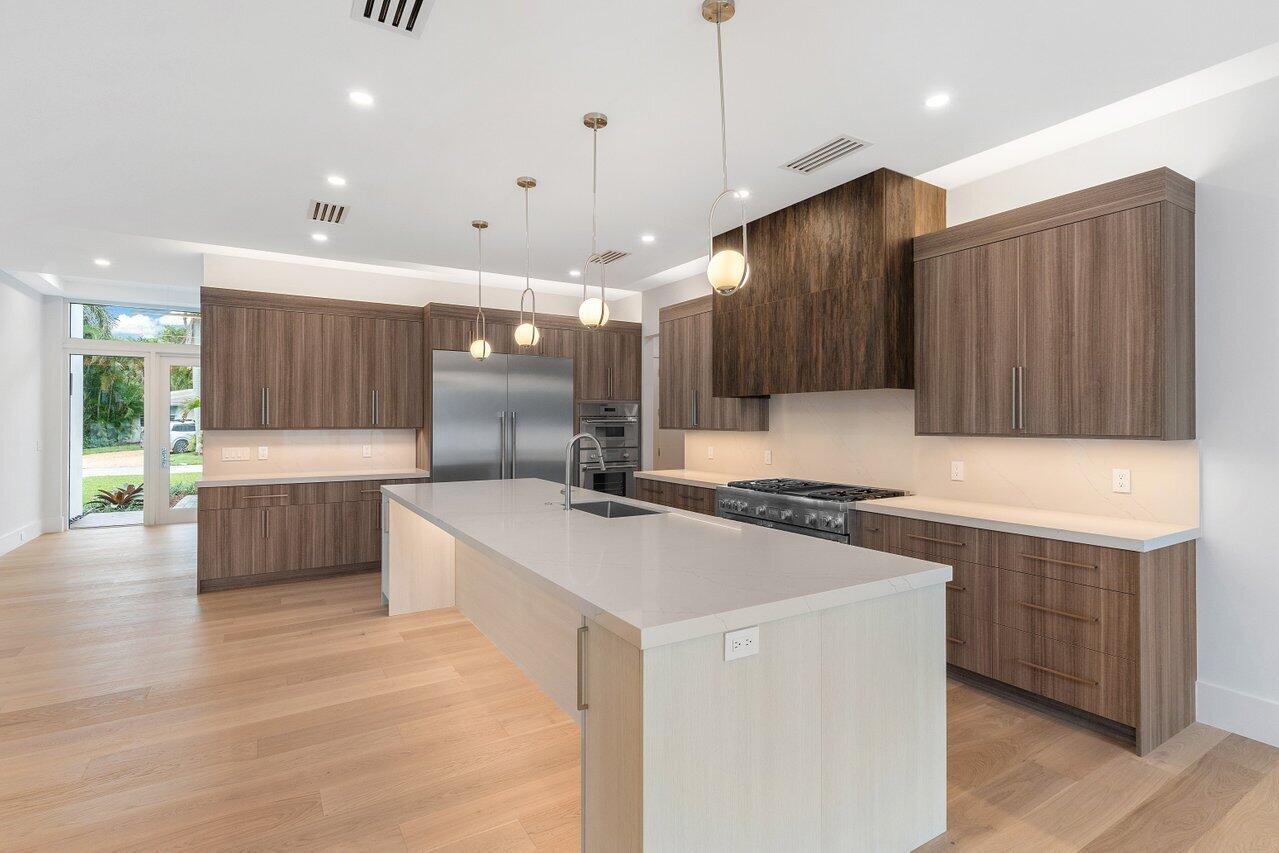 735 SE 4TH, Delray Beach FL 33483