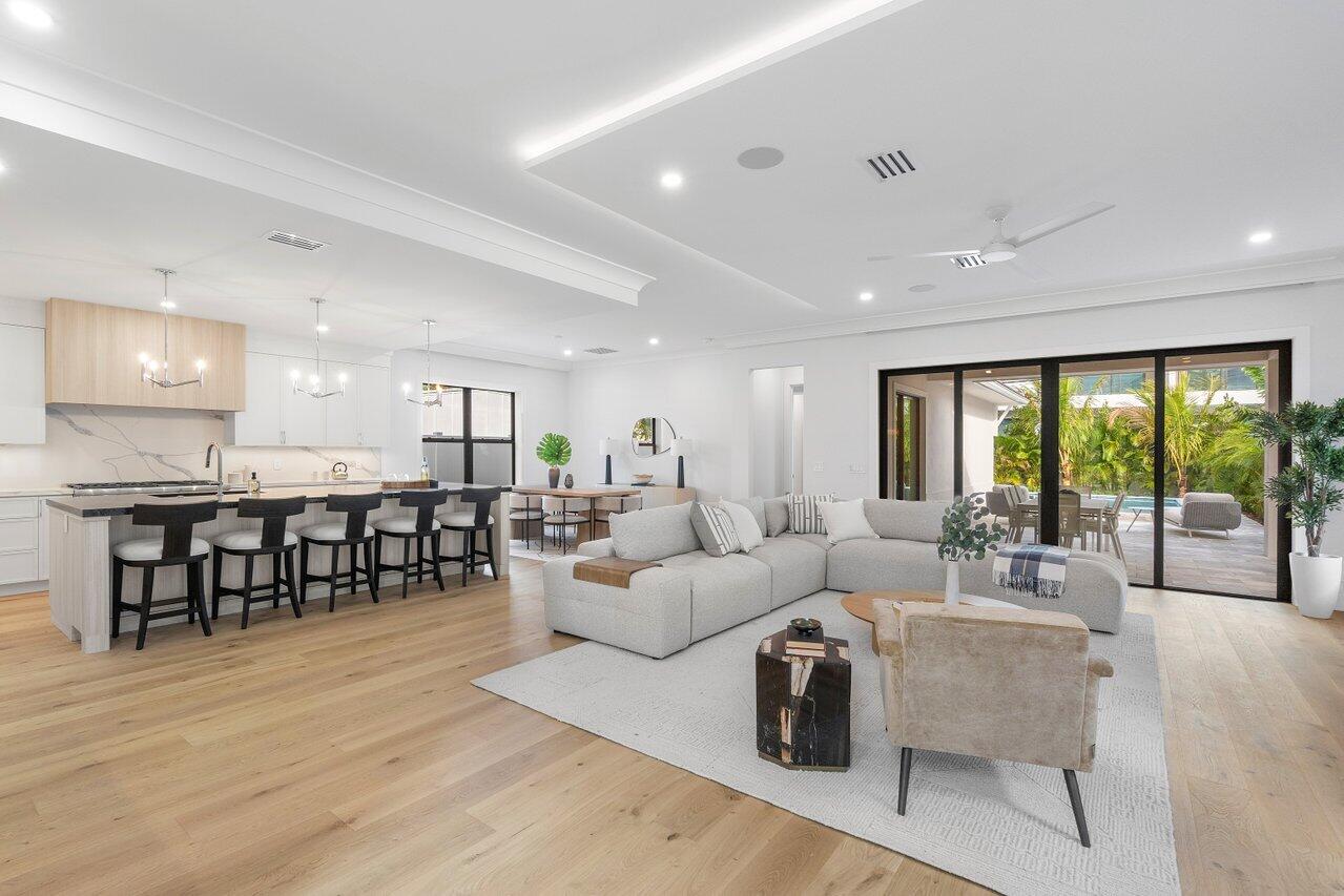 735 SE 4TH, Delray Beach FL 33483