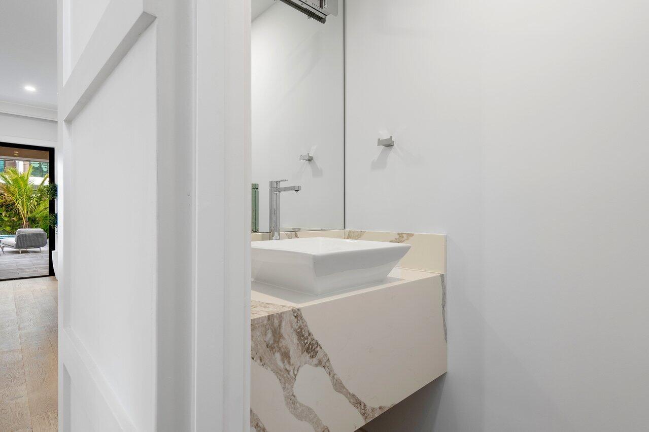 735 SE 4TH, Delray Beach FL 33483