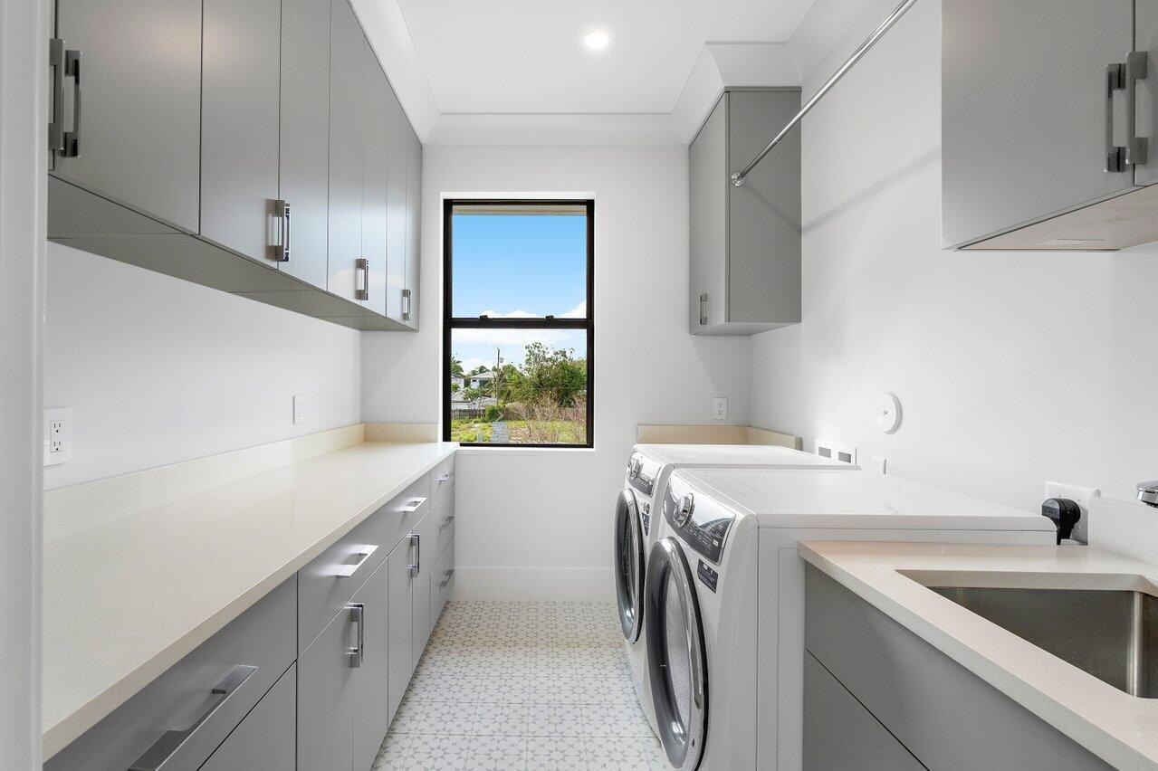 735 SE 4TH, Delray Beach FL 33483