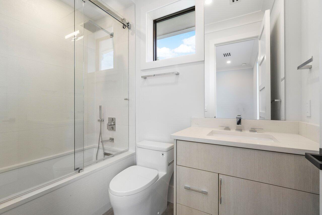 735 SE 4TH, Delray Beach FL 33483