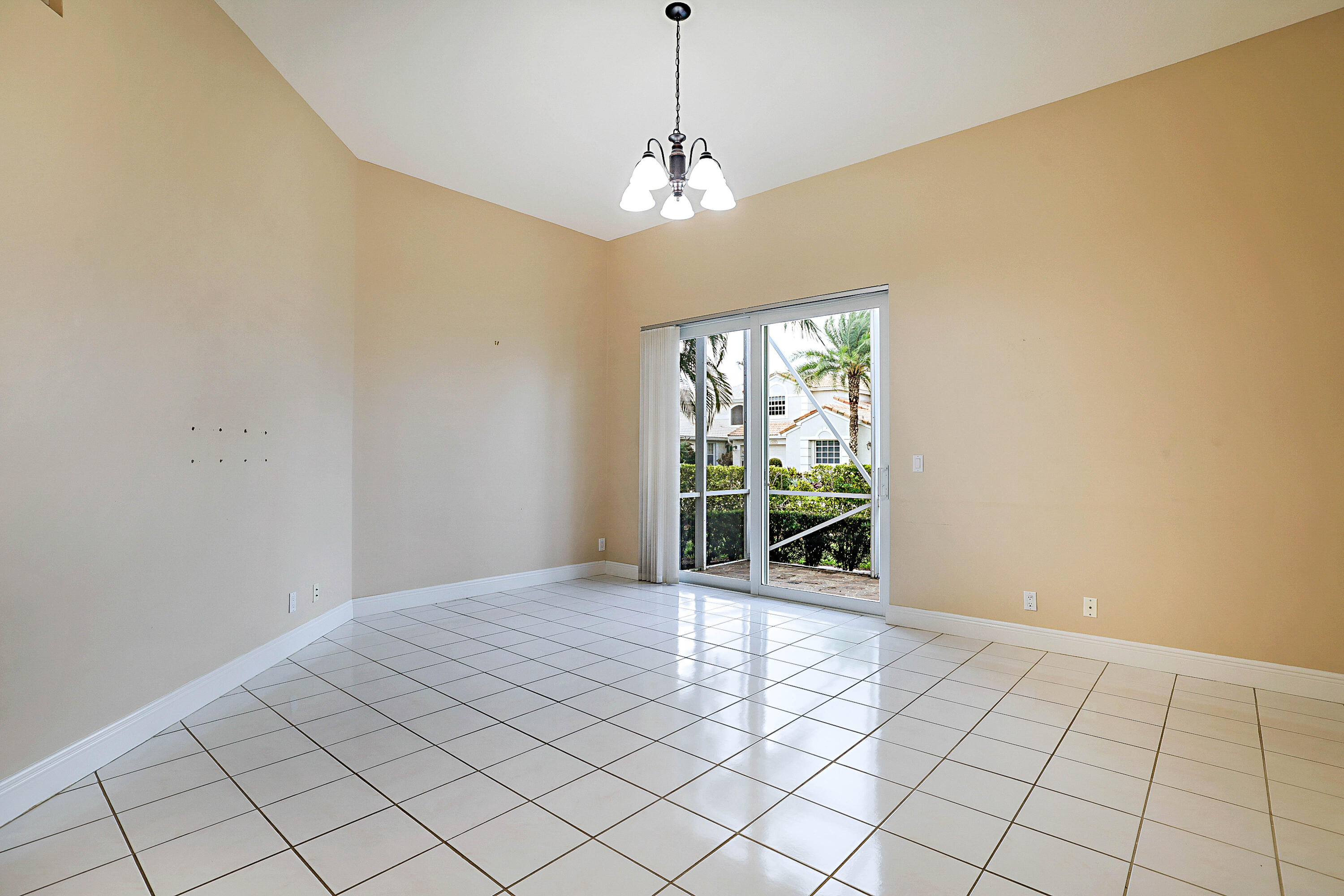 23444 Alzira, Boca Raton FL 33433