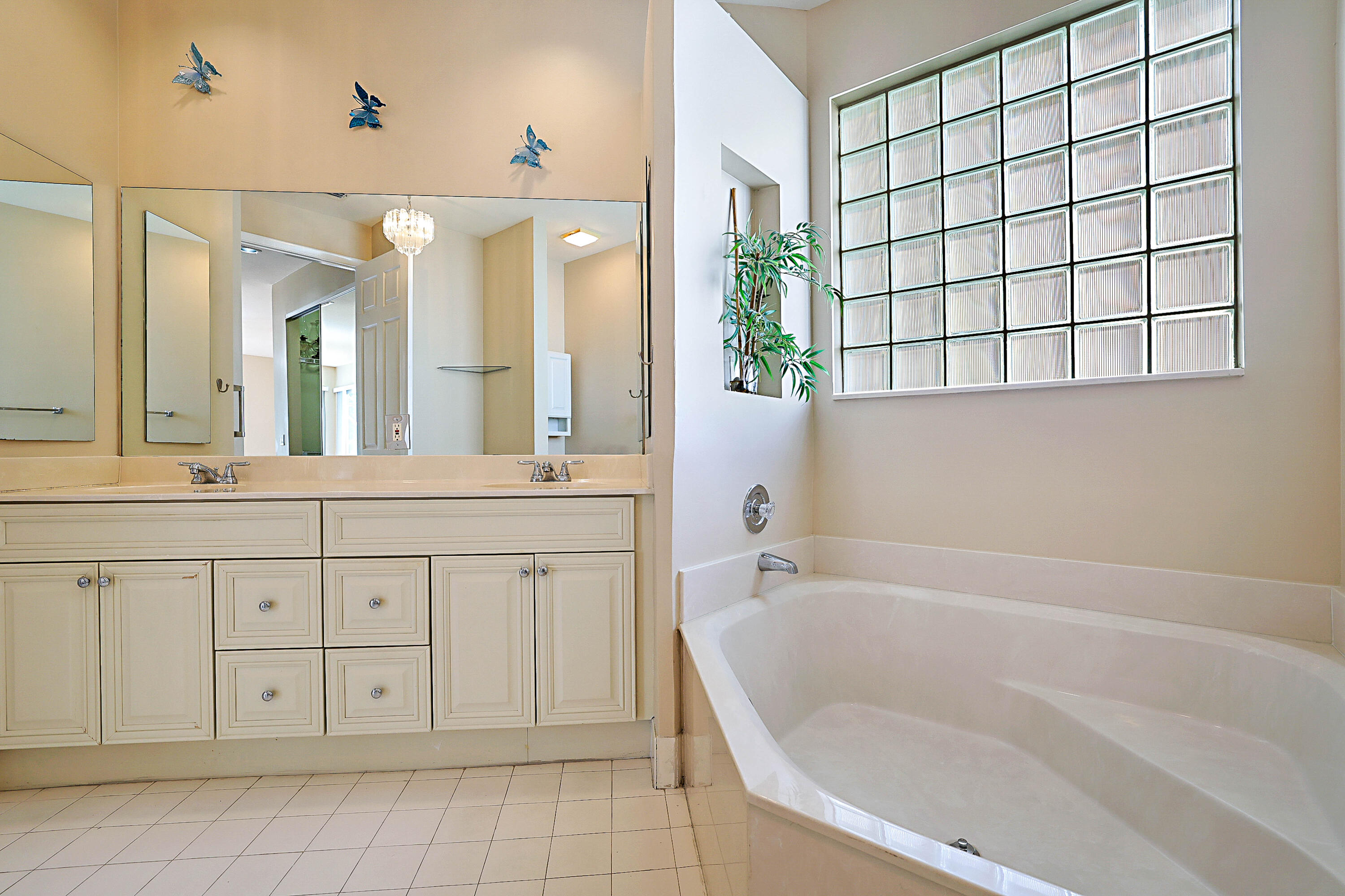 23444 Alzira, Boca Raton FL 33433