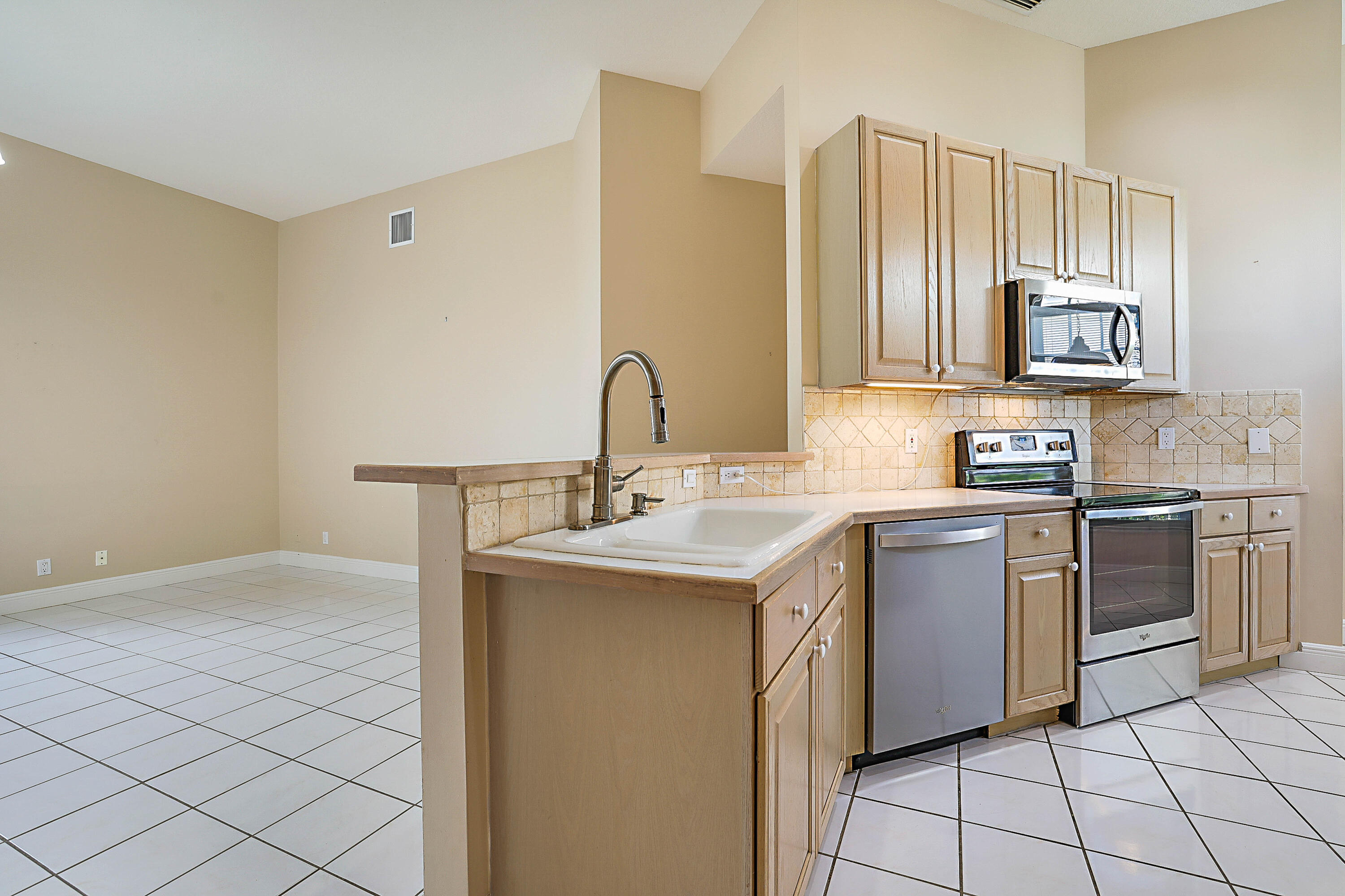 23444 Alzira, Boca Raton FL 33433