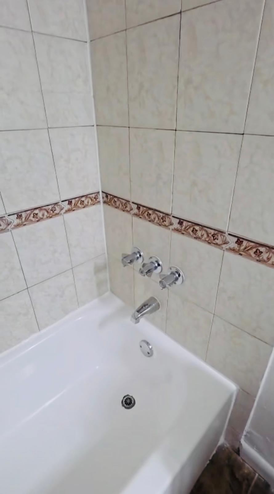3640 NW 9TH #306, Miami FL 33125