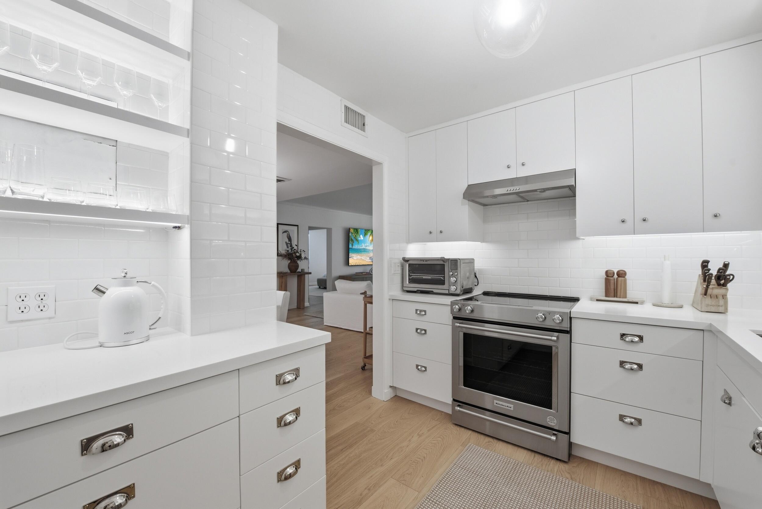 226 Brazilian #2b, Palm Beach FL 33480