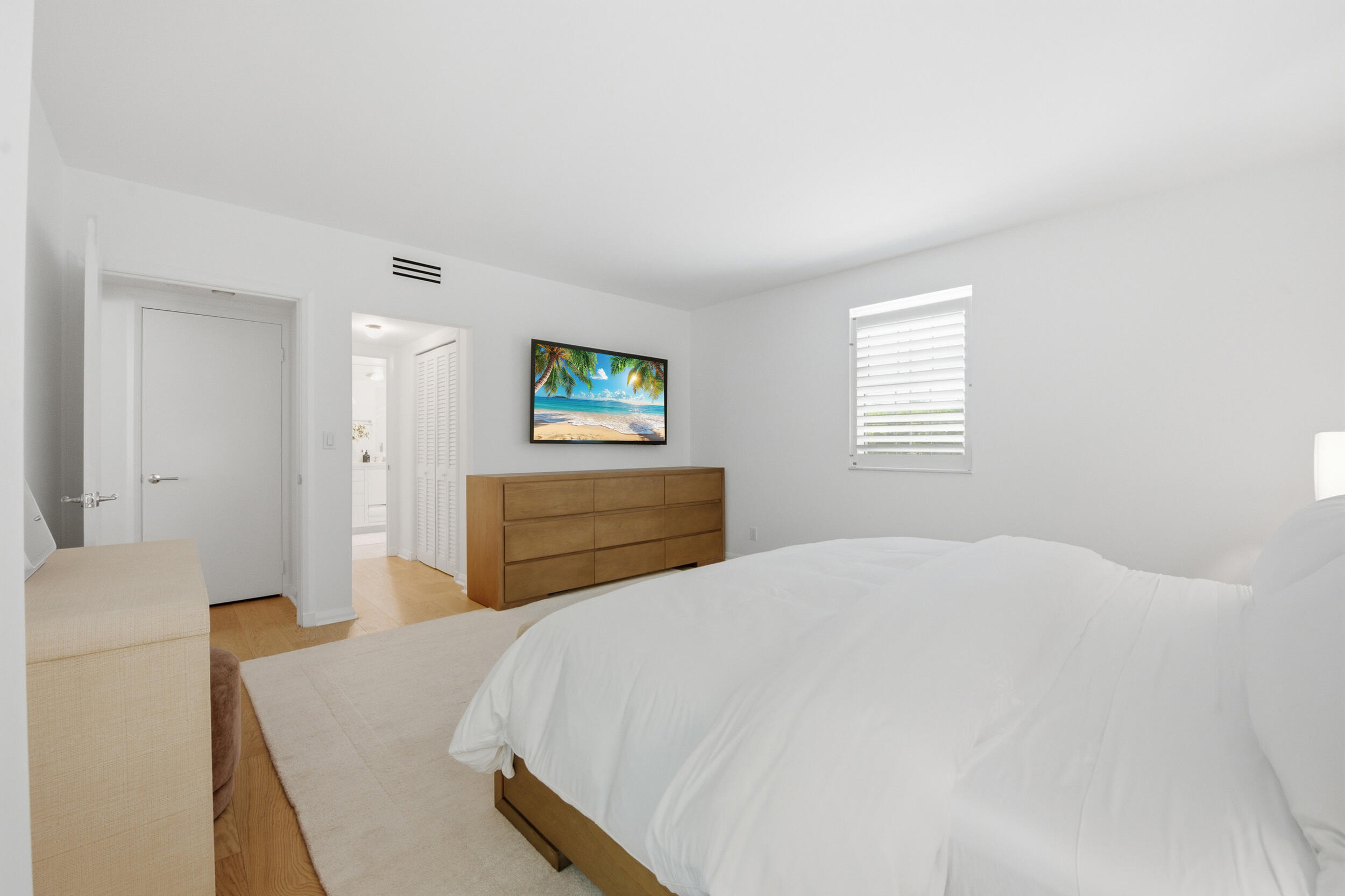 226 Brazilian #2b, Palm Beach FL 33480