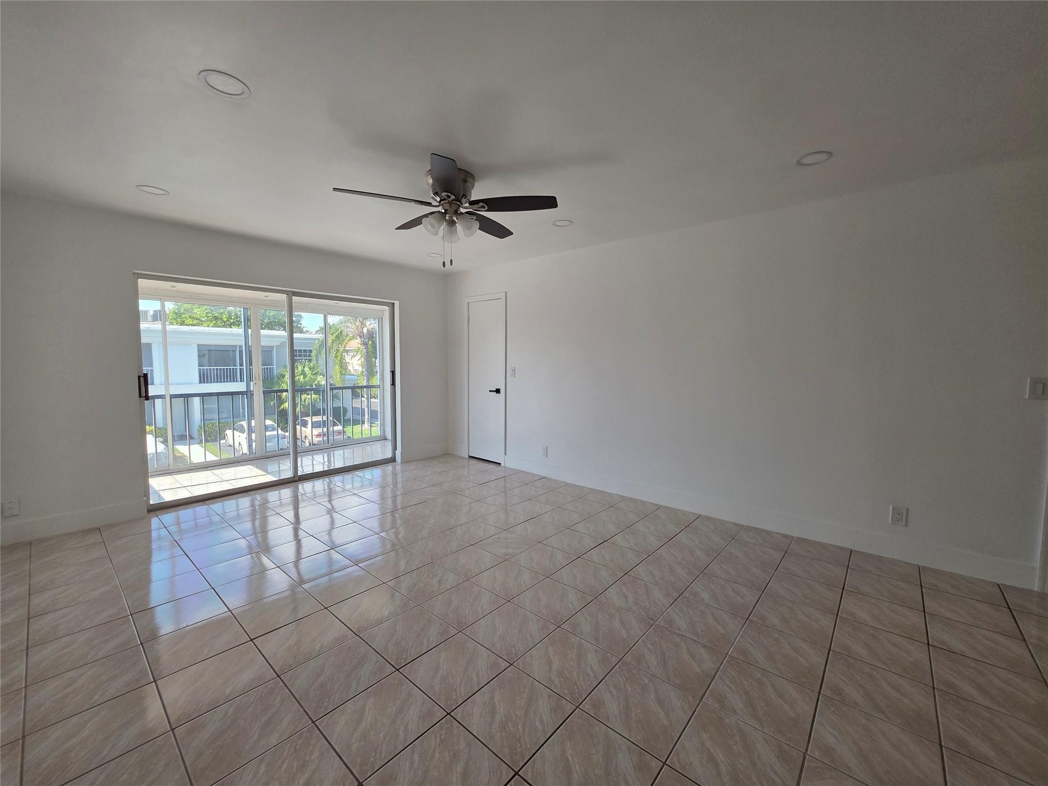 6391 Bay Club #4, Fort Lauderdale FL 33308