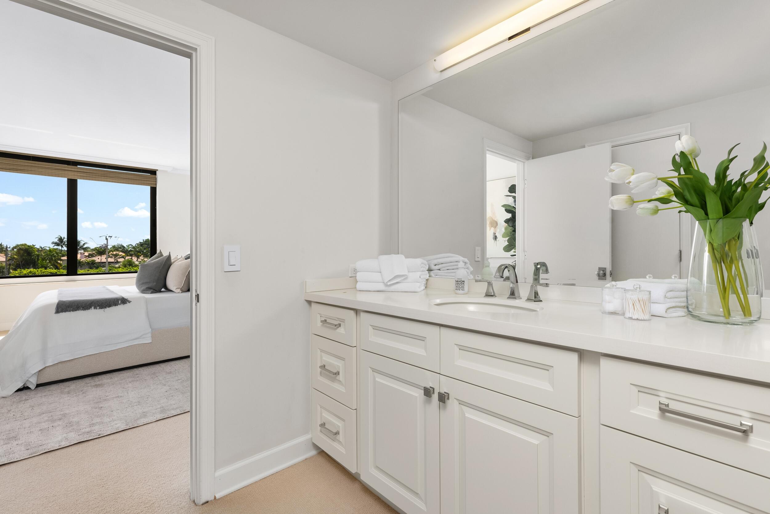 200 Bradley #301, Palm Beach FL 33480