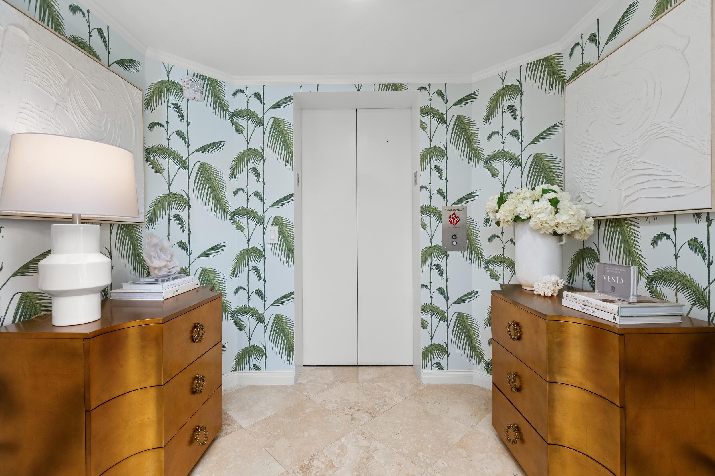 200 Bradley #301, Palm Beach FL 33480