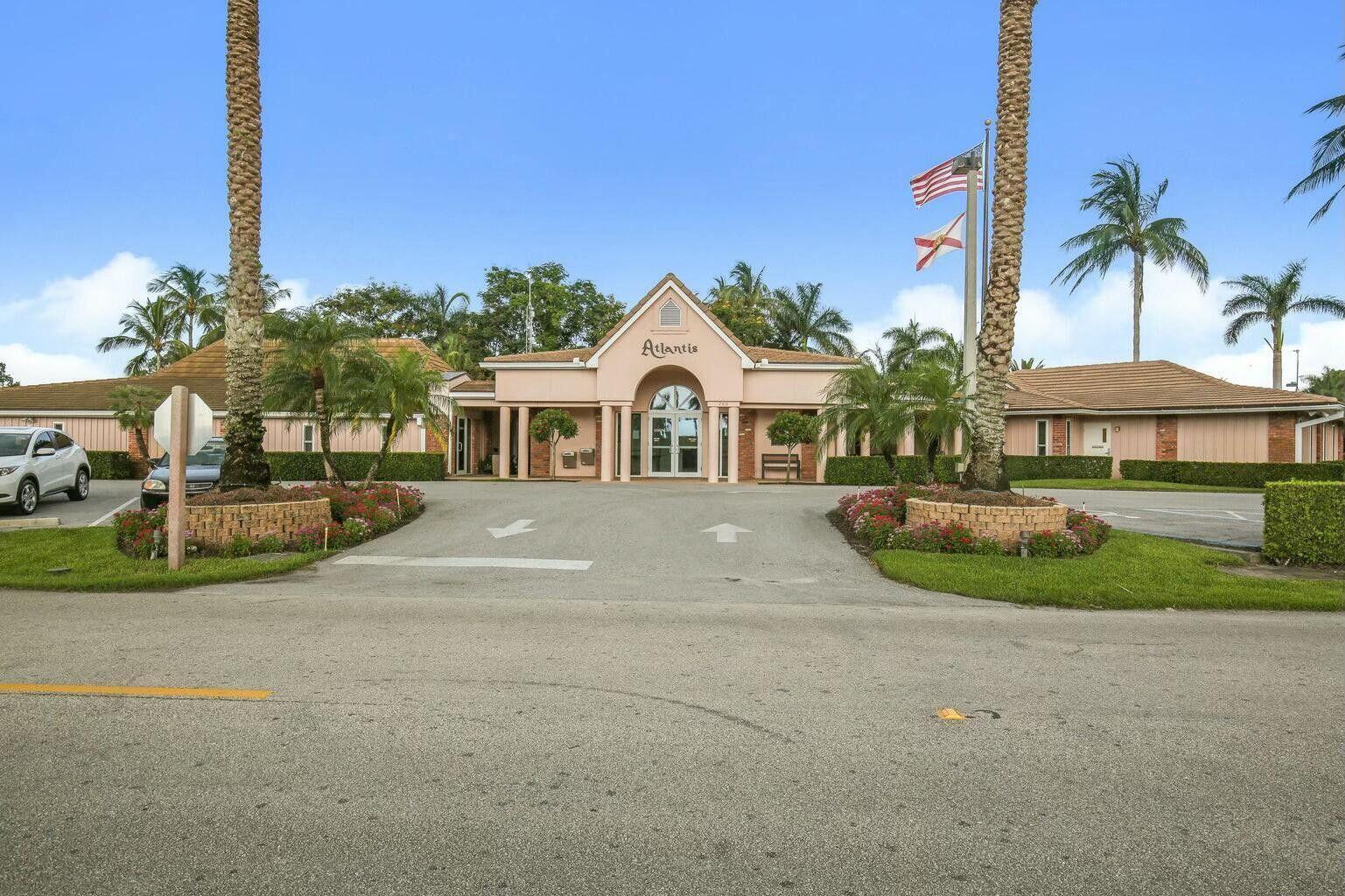 460 Glenbrook, Atlantis FL 33462