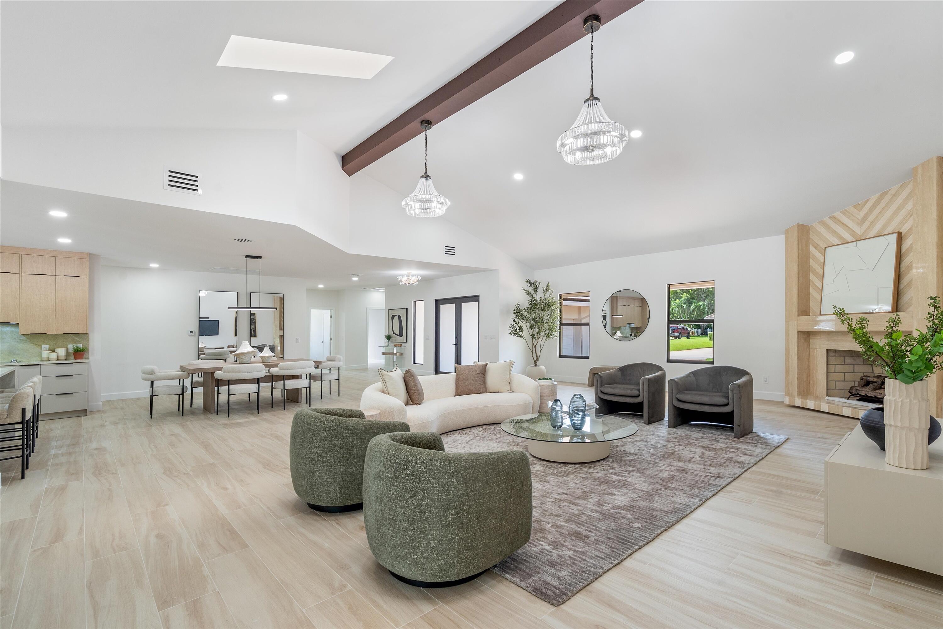 460 Glenbrook, Atlantis FL 33462