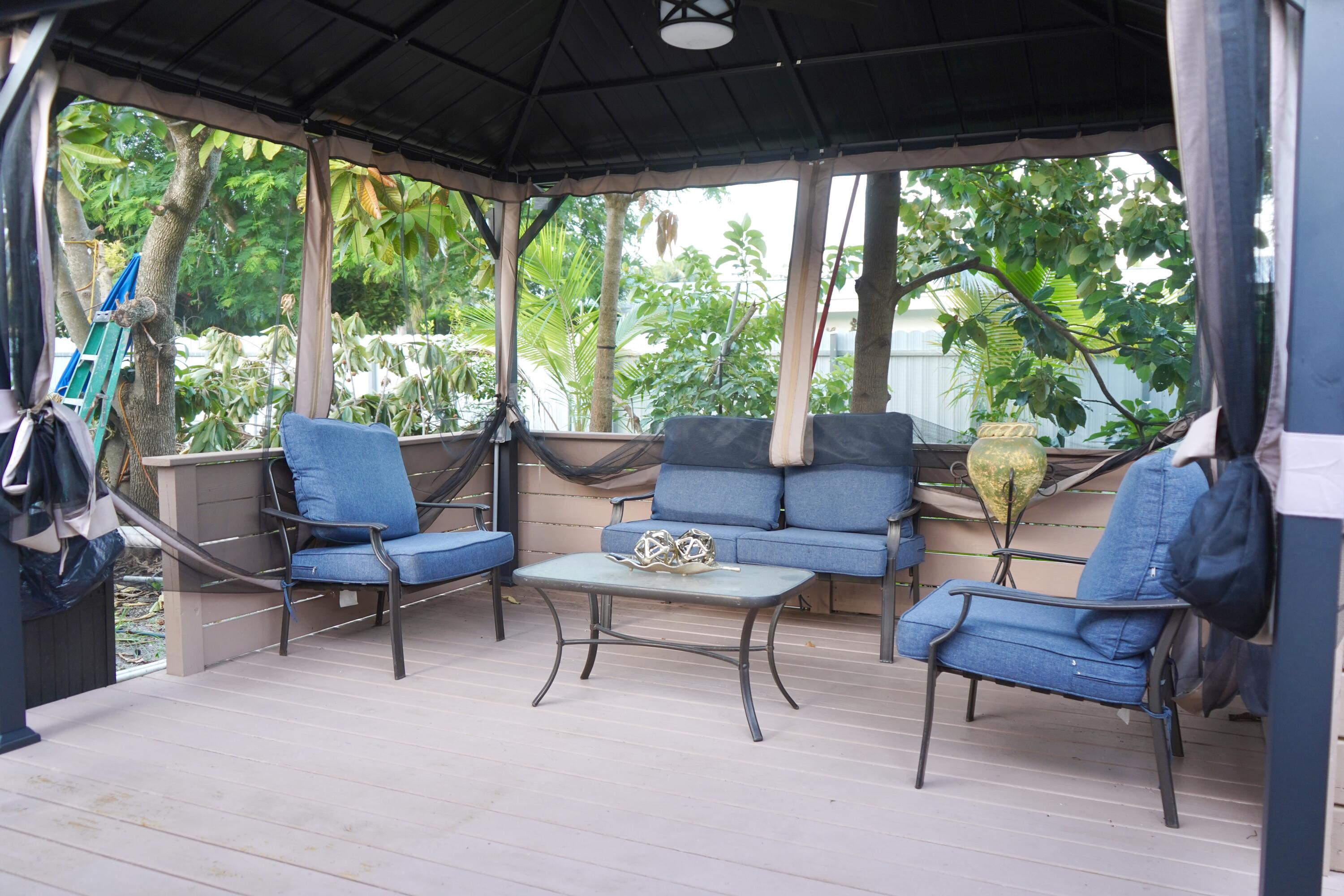 16101 SW 98th, Miami FL 33157