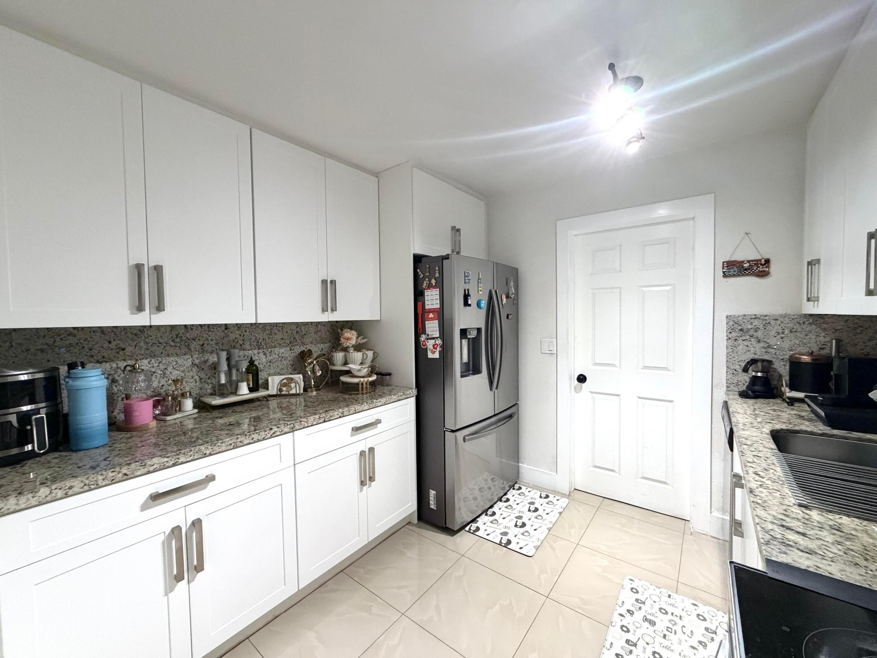16101 SW 98th, Miami FL 33157