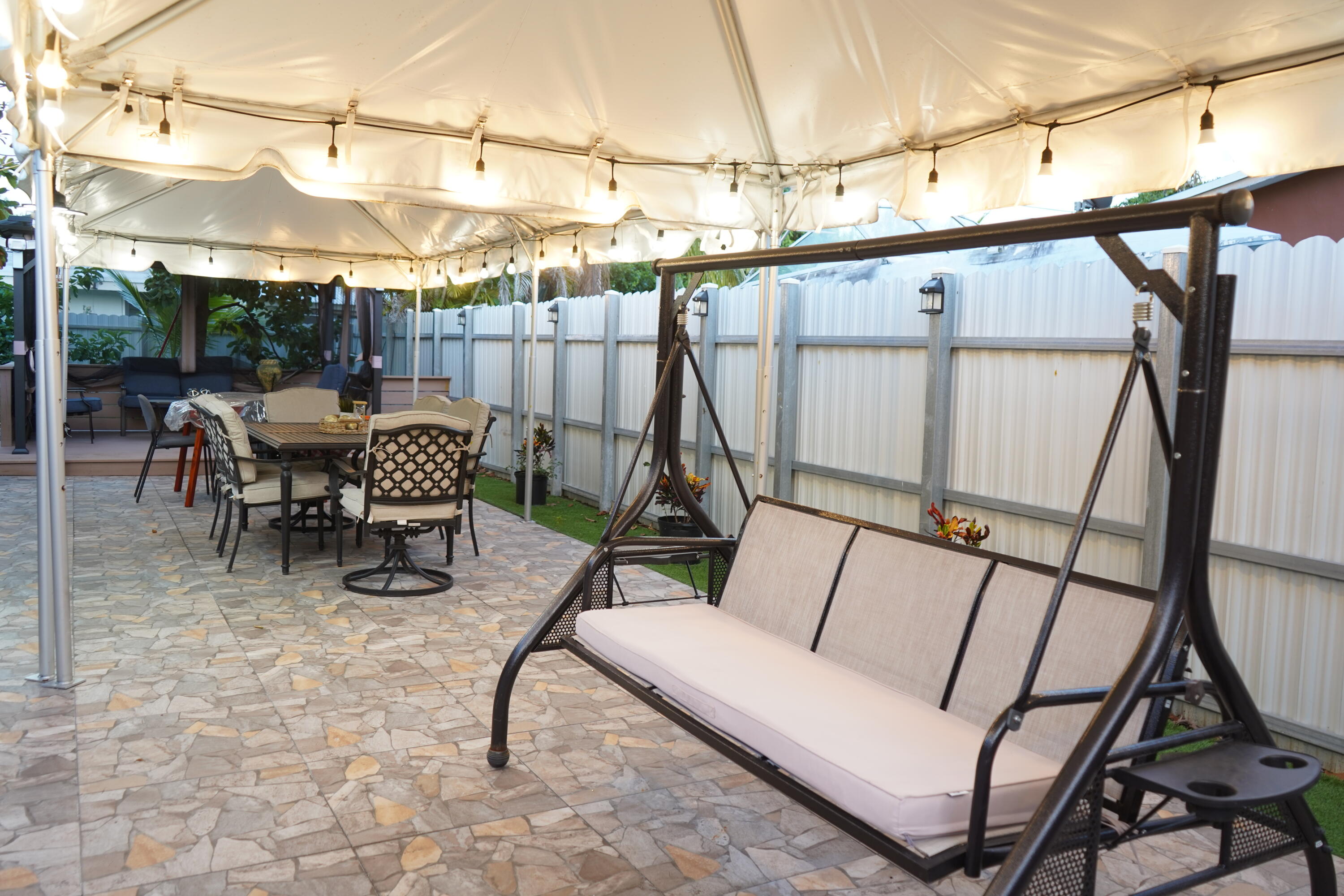 16101 SW 98th, Miami FL 33157