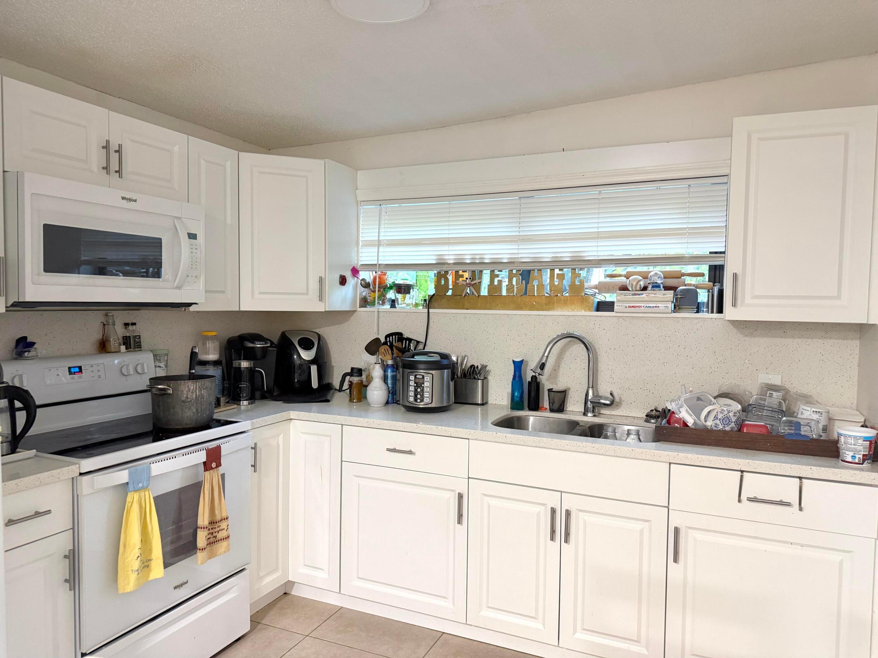16101 SW 98th, Miami FL 33157