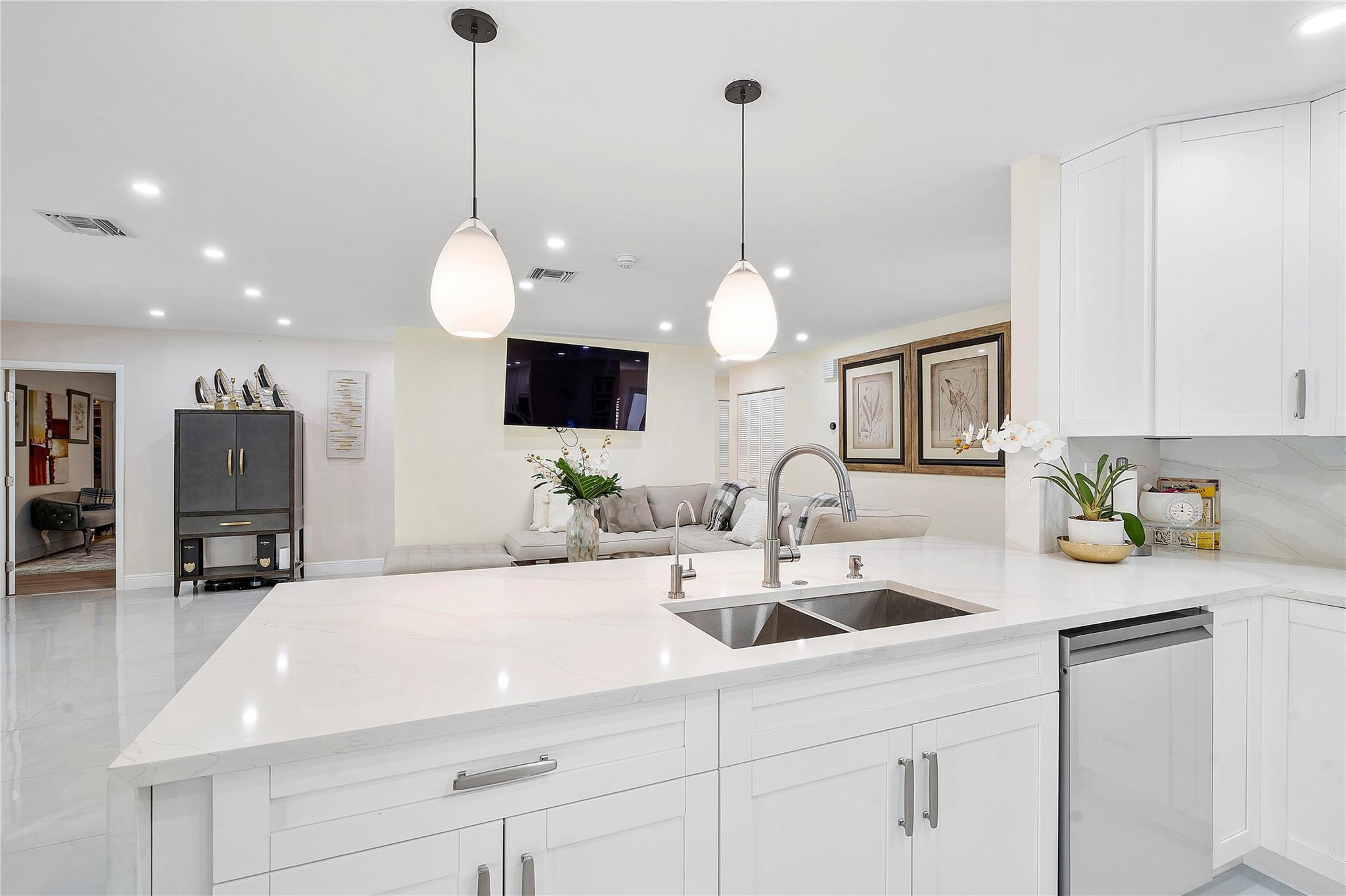 10209 Vestal, Coral Springs FL 33071