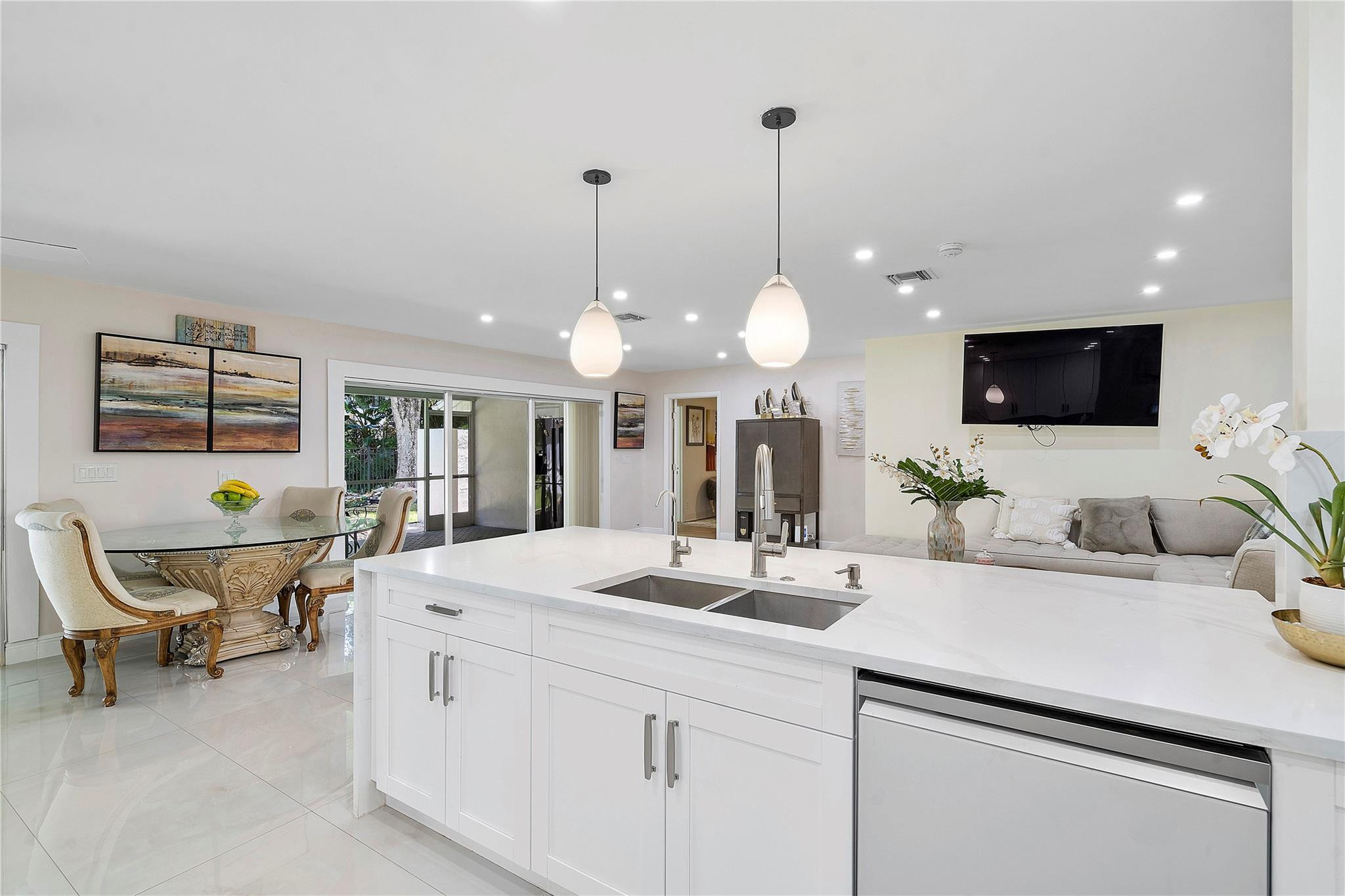 10209 Vestal, Coral Springs FL 33071