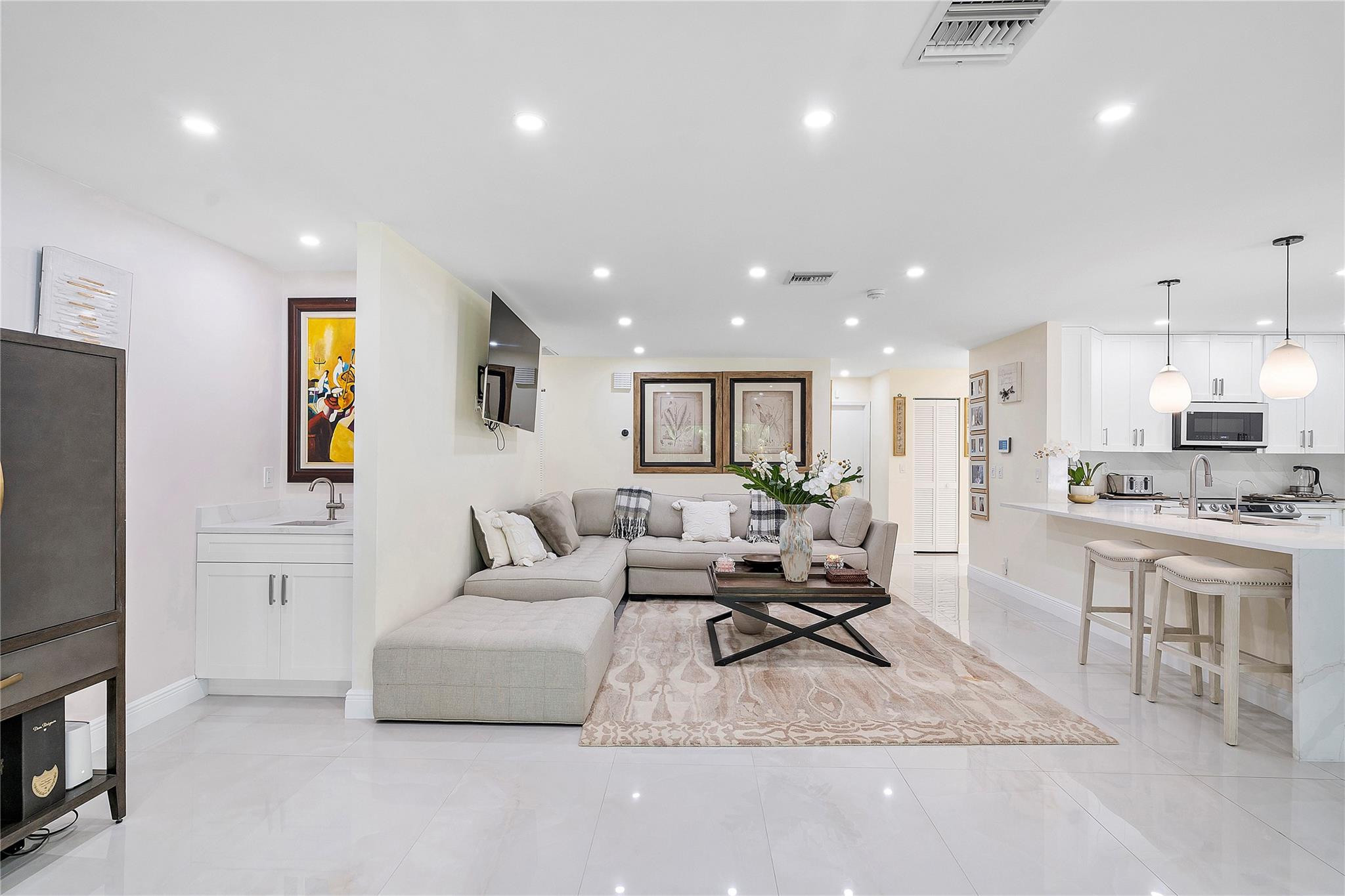 10209 Vestal, Coral Springs FL 33071