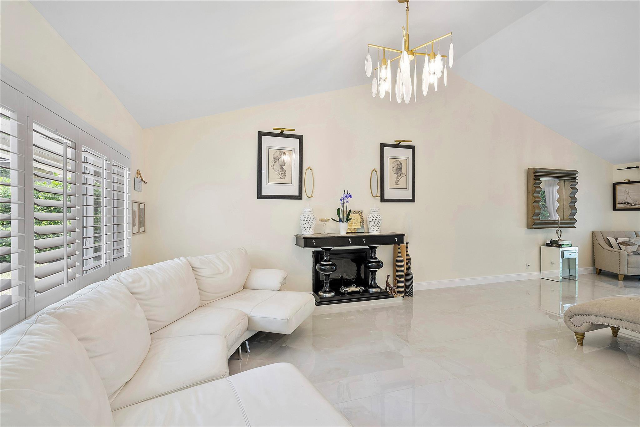 10209 Vestal, Coral Springs FL 33071