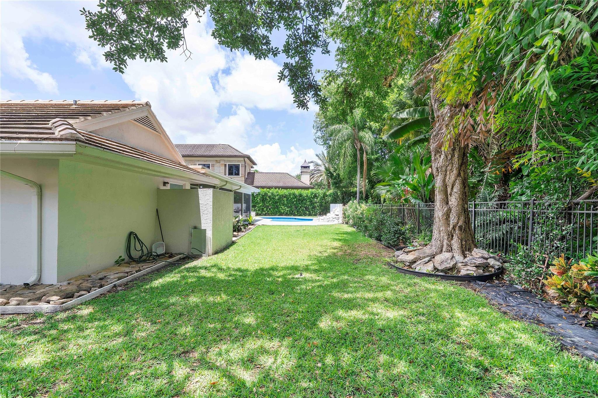 10209 Vestal, Coral Springs FL 33071