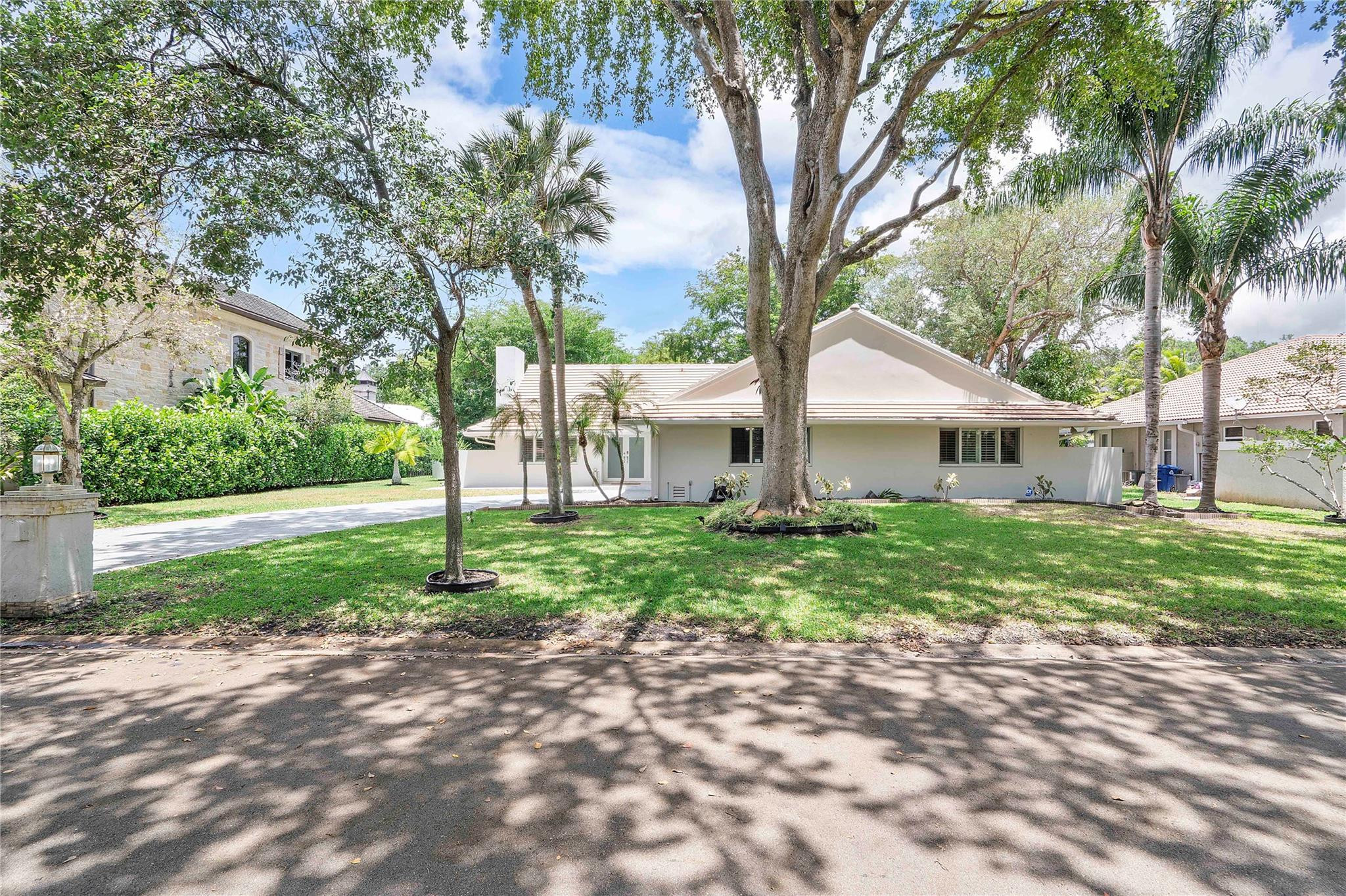 10209 Vestal, Coral Springs FL 33071
