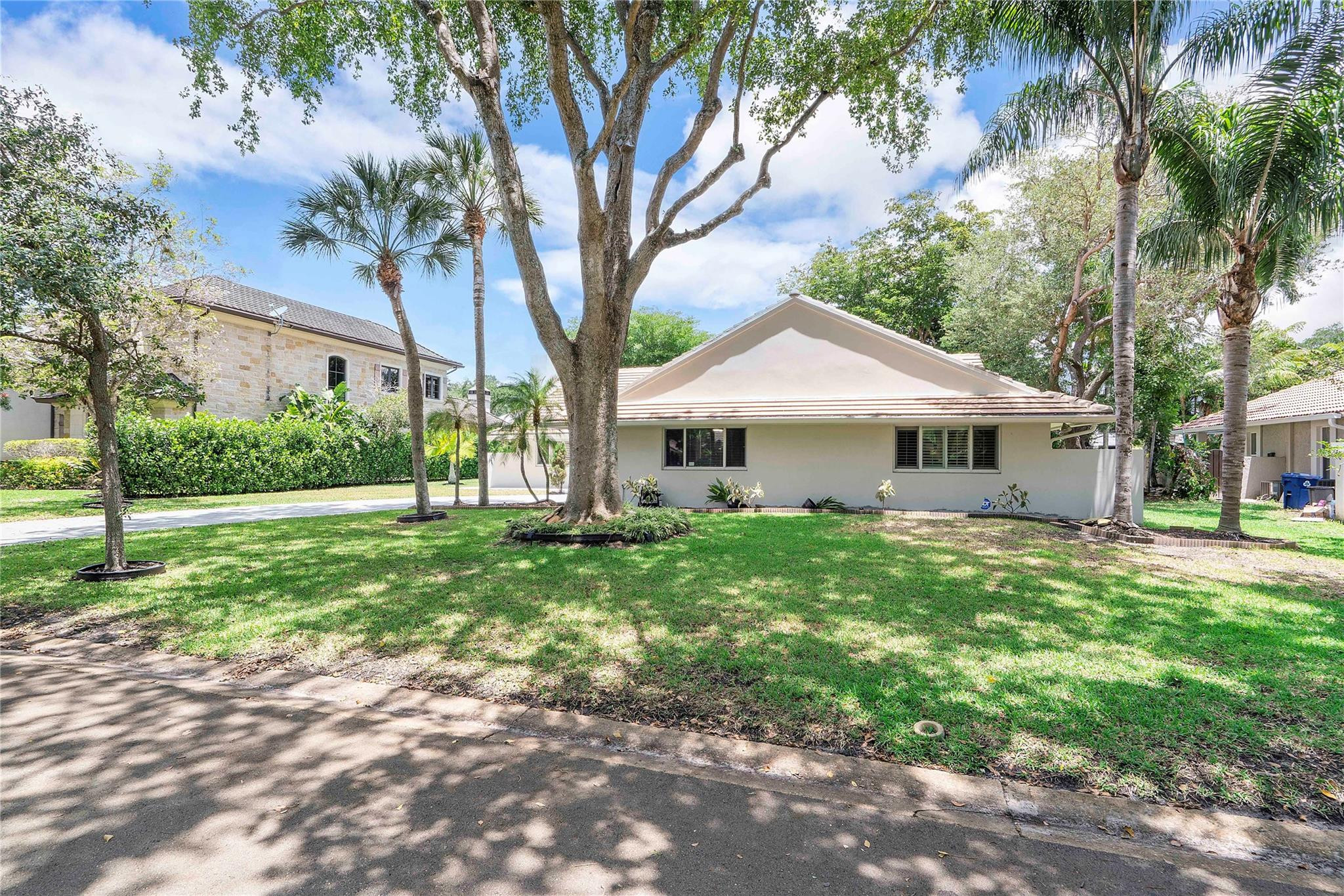 10209 Vestal, Coral Springs FL 33071