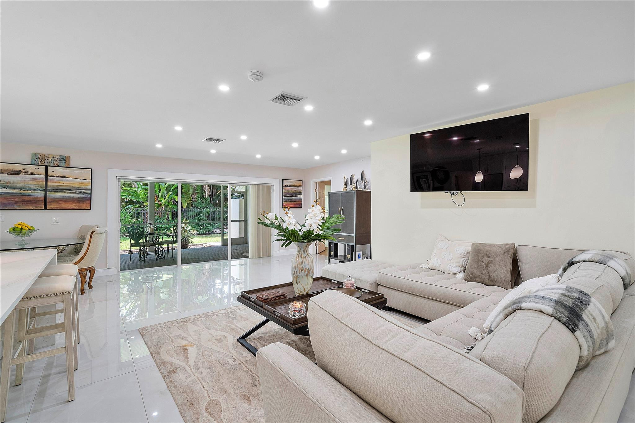 10209 Vestal, Coral Springs FL 33071