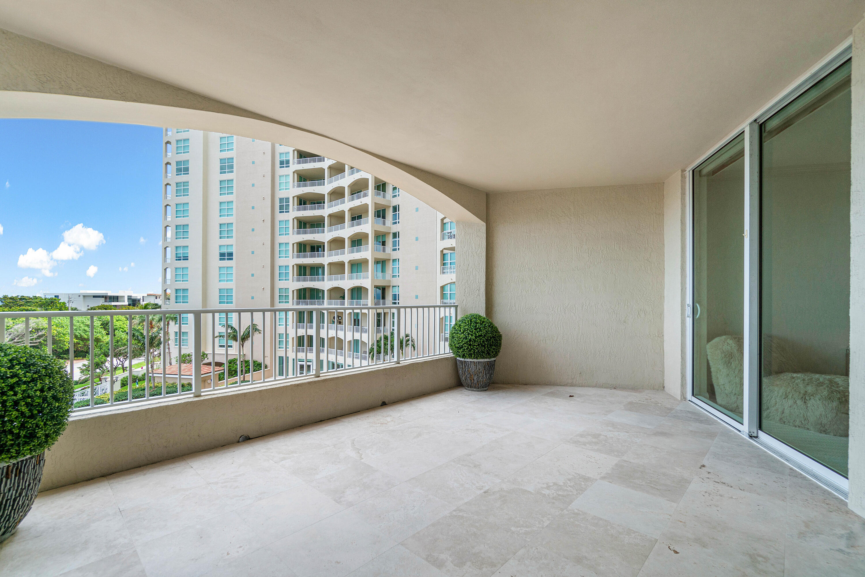 3740 S Ocean #407, Highland Beach FL 33487