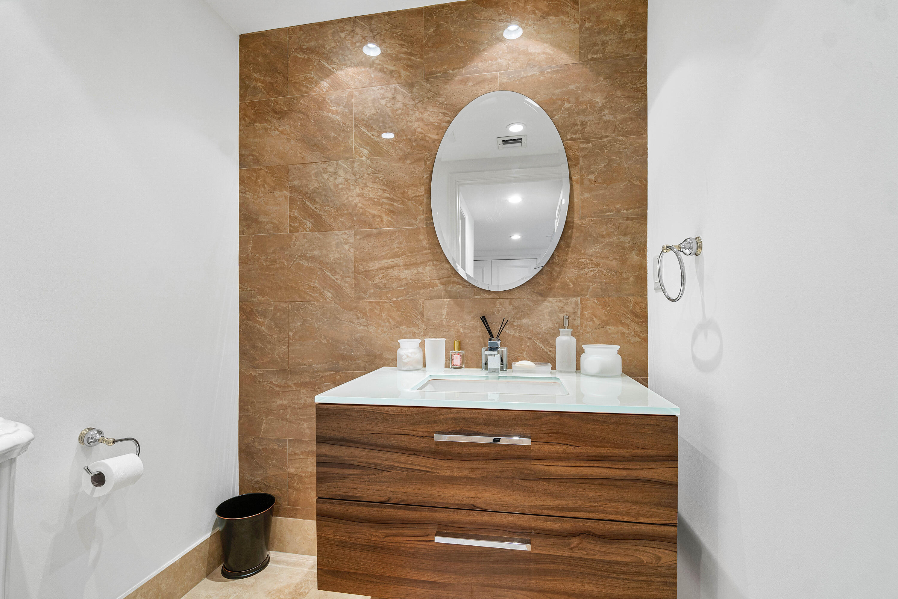 3740 S Ocean #407, Highland Beach FL 33487