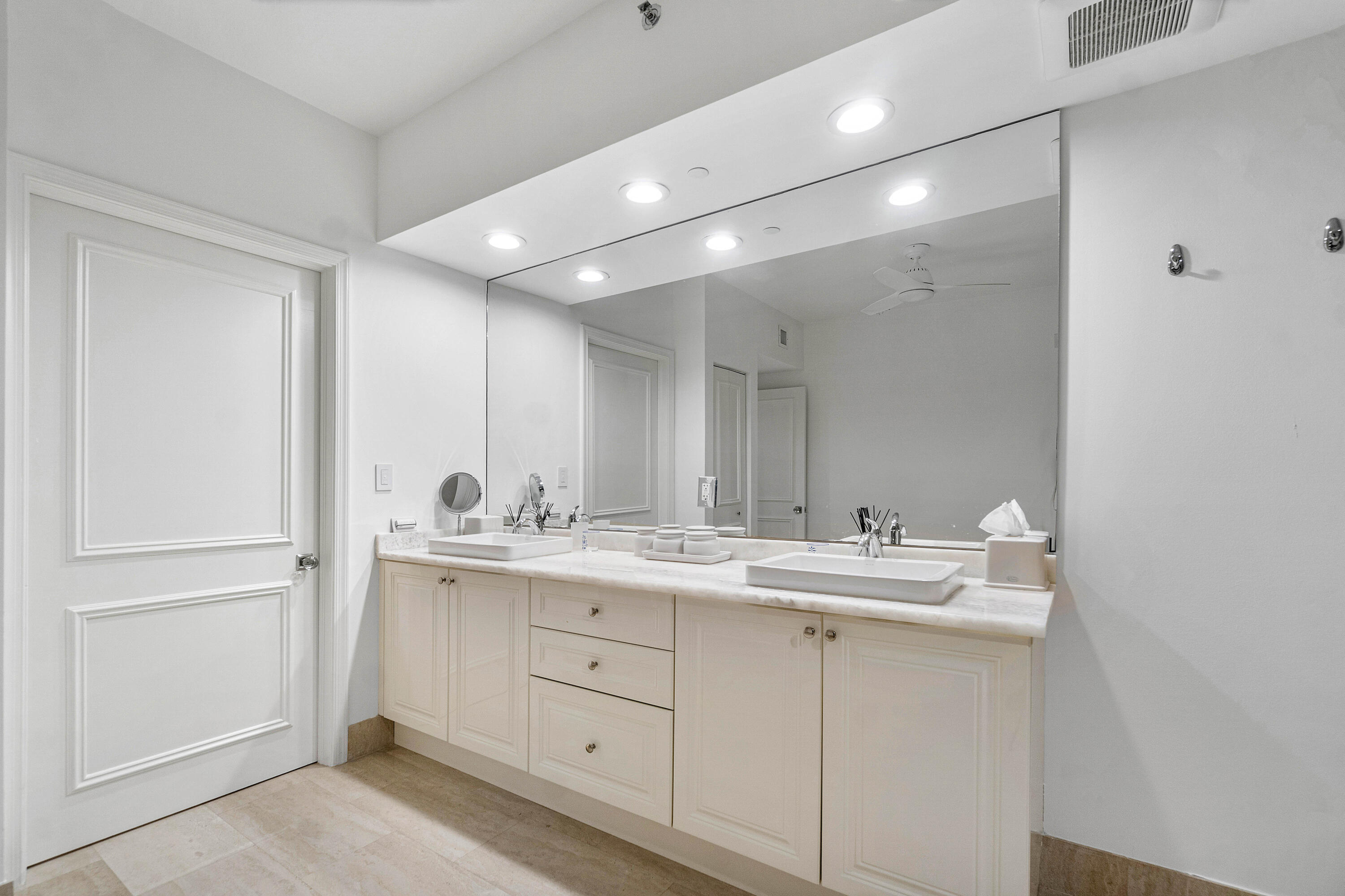 3740 S Ocean #407, Highland Beach FL 33487
