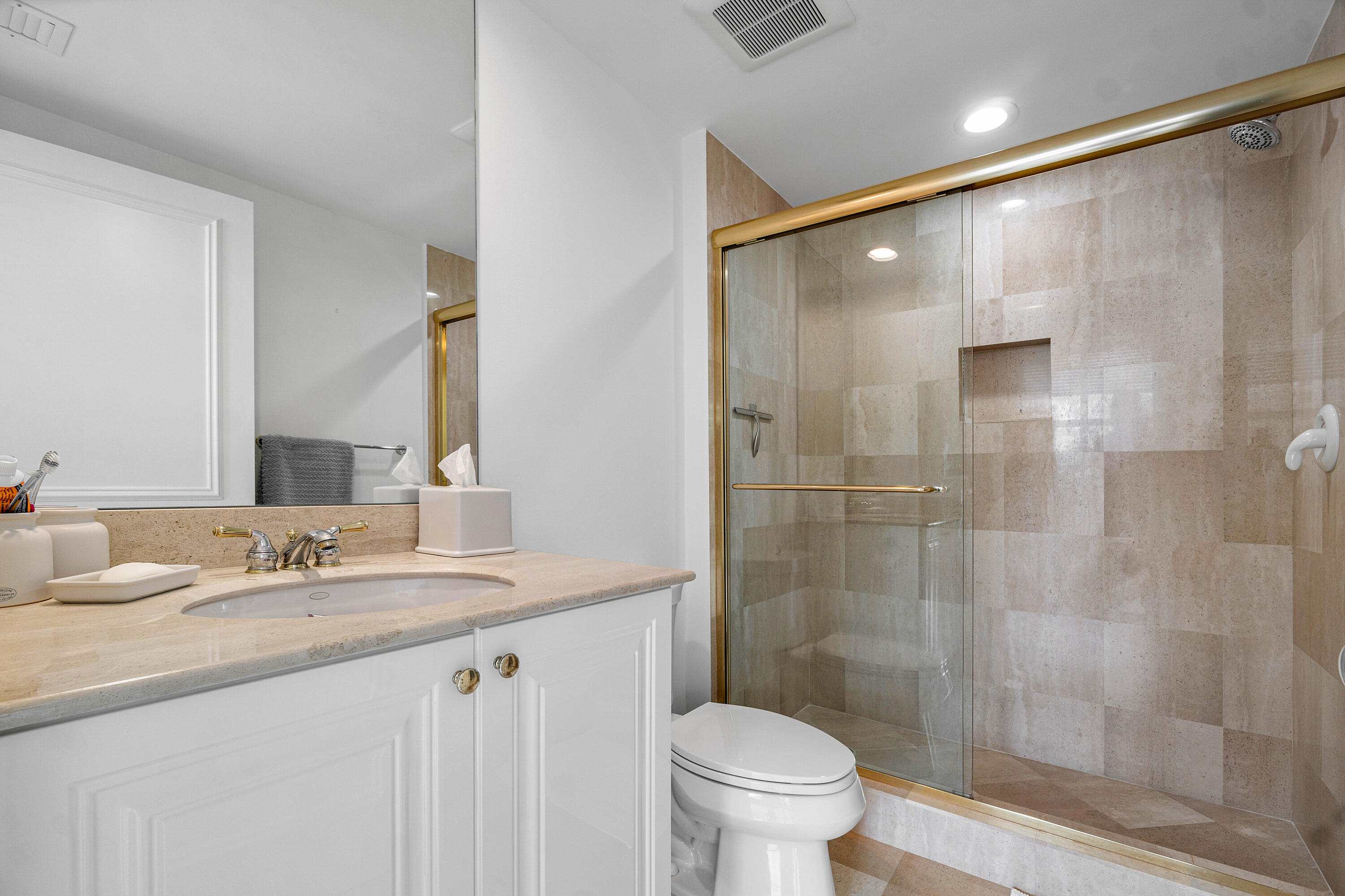 3740 S Ocean #407, Highland Beach FL 33487