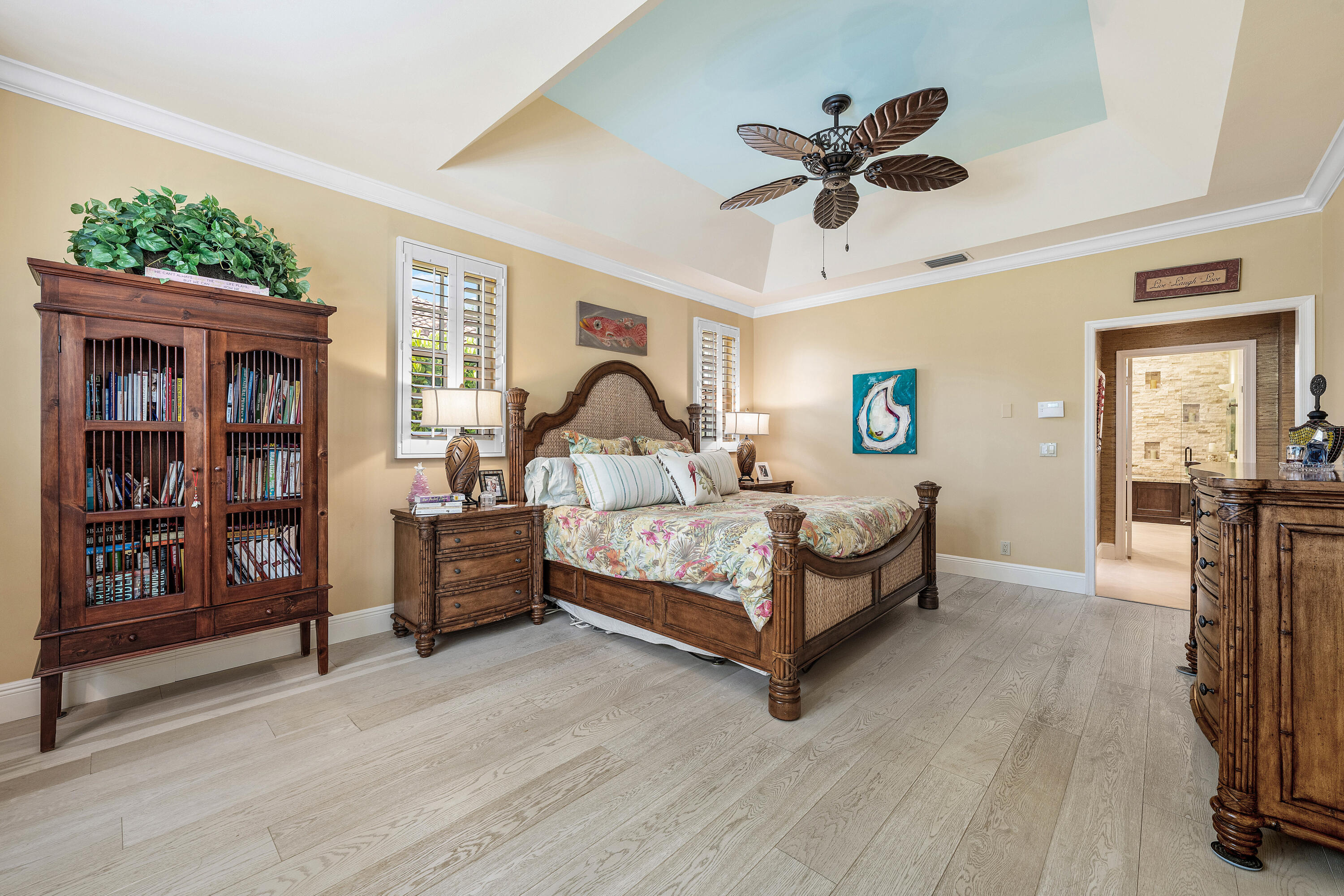 586 N Country Club, Atlantis FL 33462