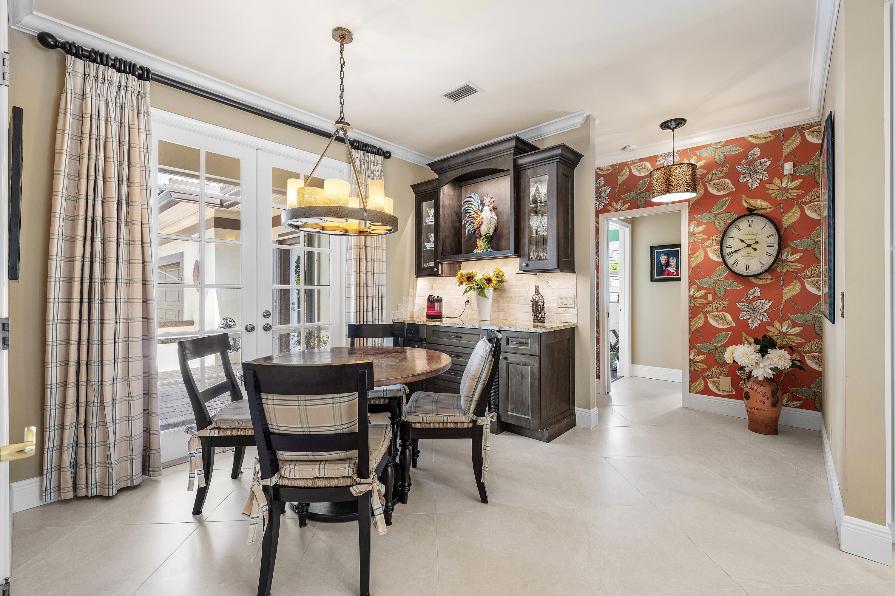 586 N Country Club, Atlantis FL 33462
