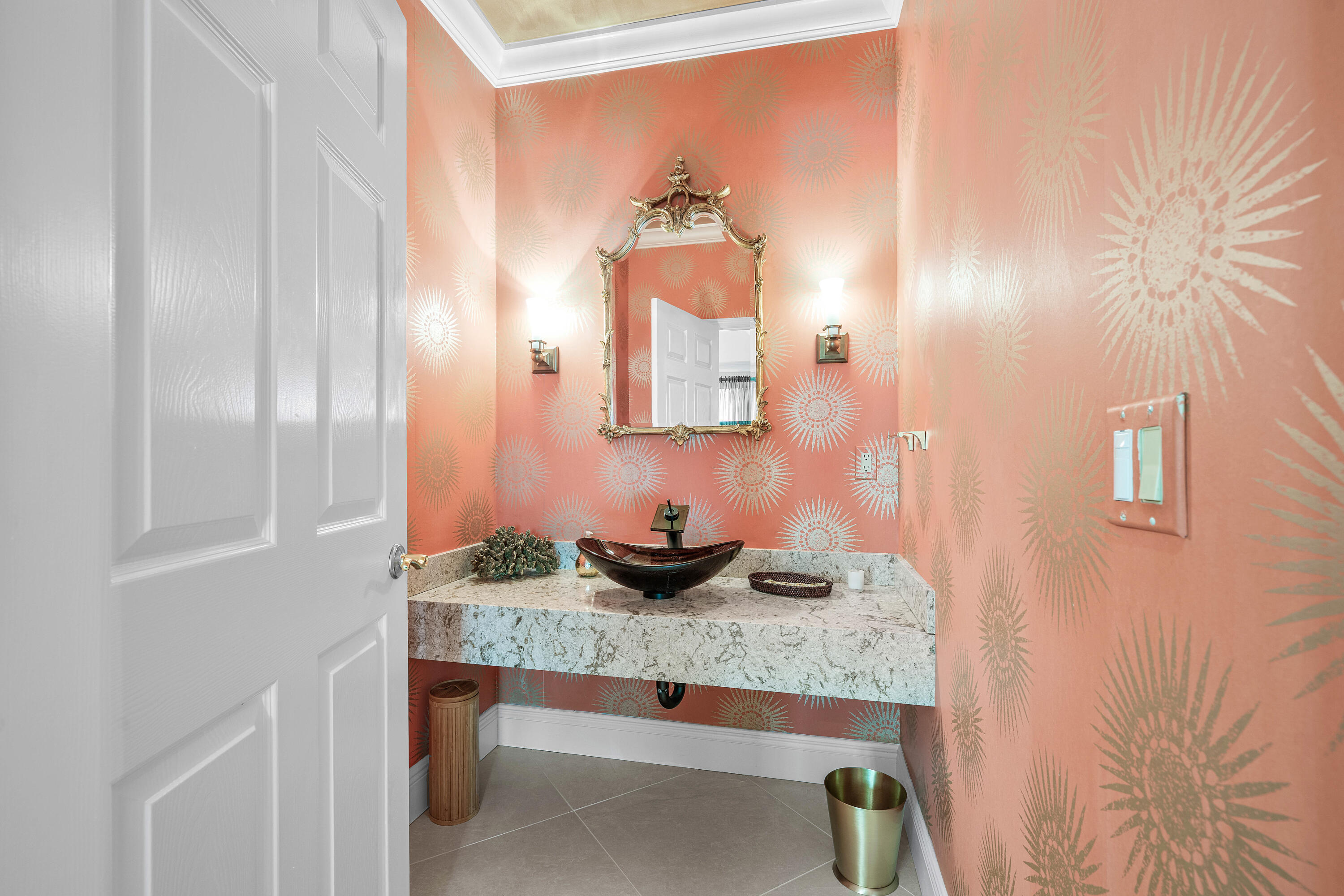 586 N Country Club, Atlantis FL 33462
