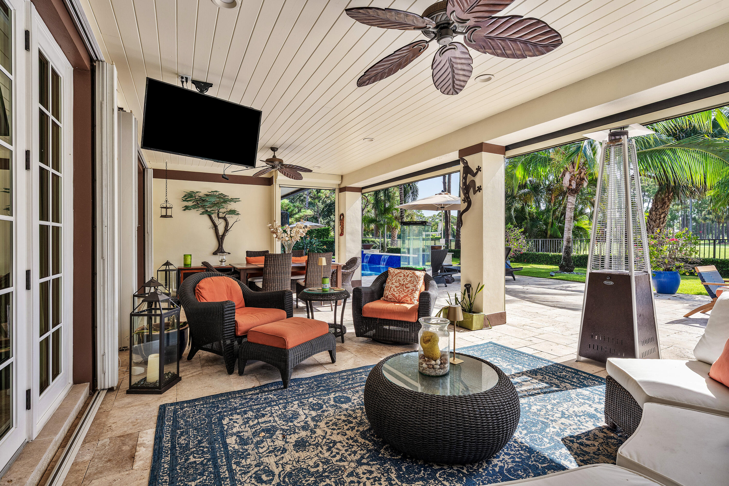 586 N Country Club, Atlantis FL 33462