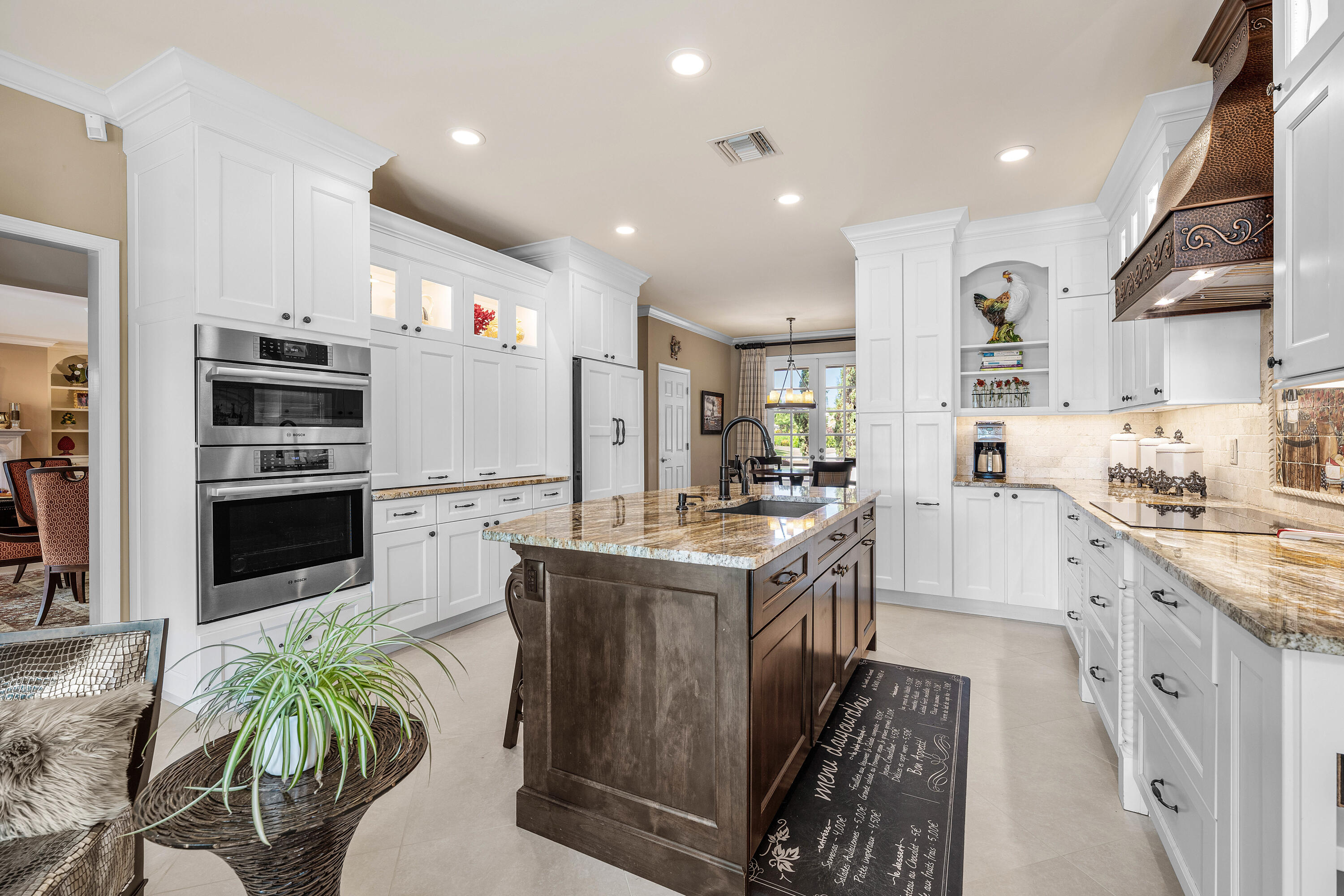 586 N Country Club, Atlantis FL 33462
