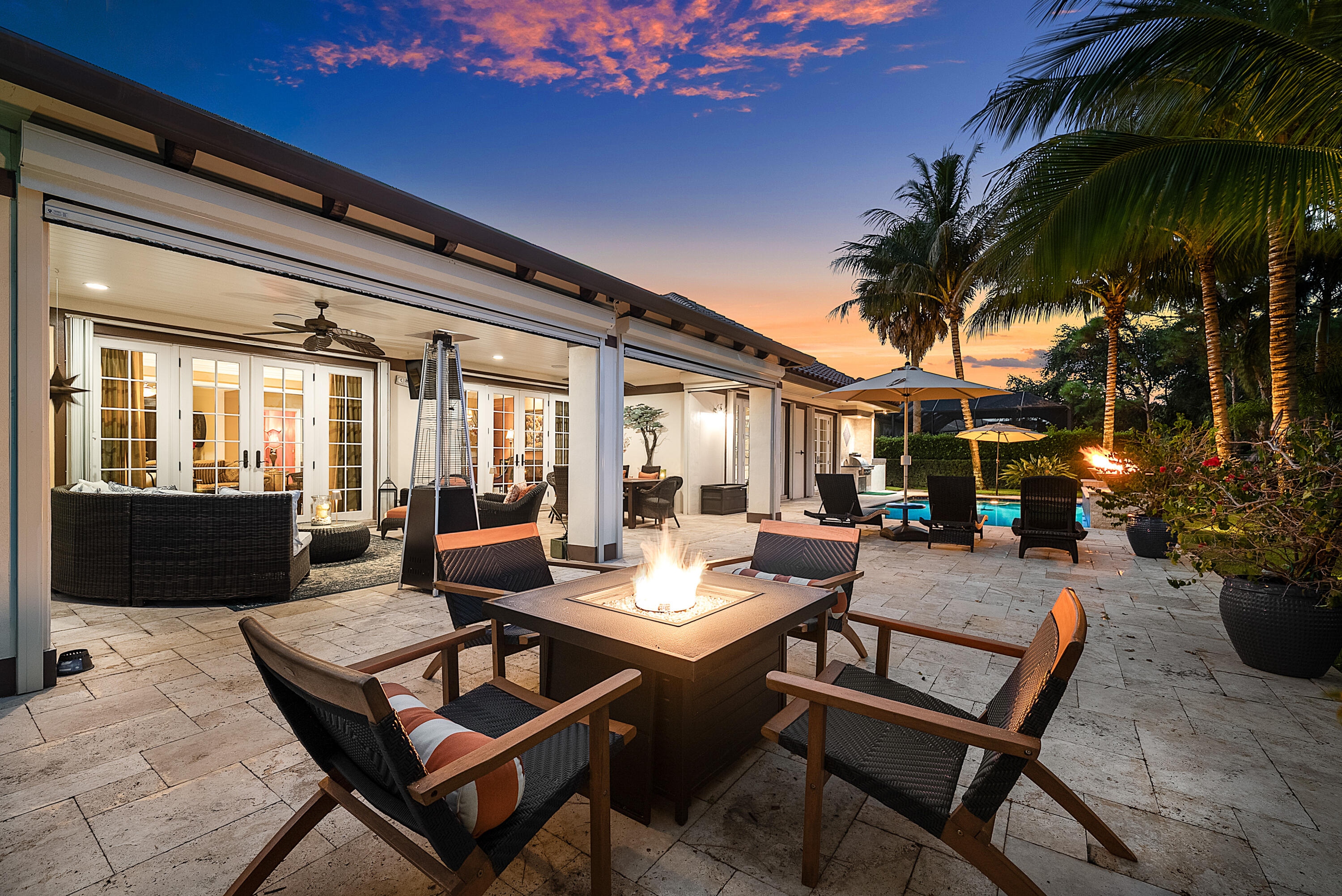 586 N Country Club, Atlantis FL 33462