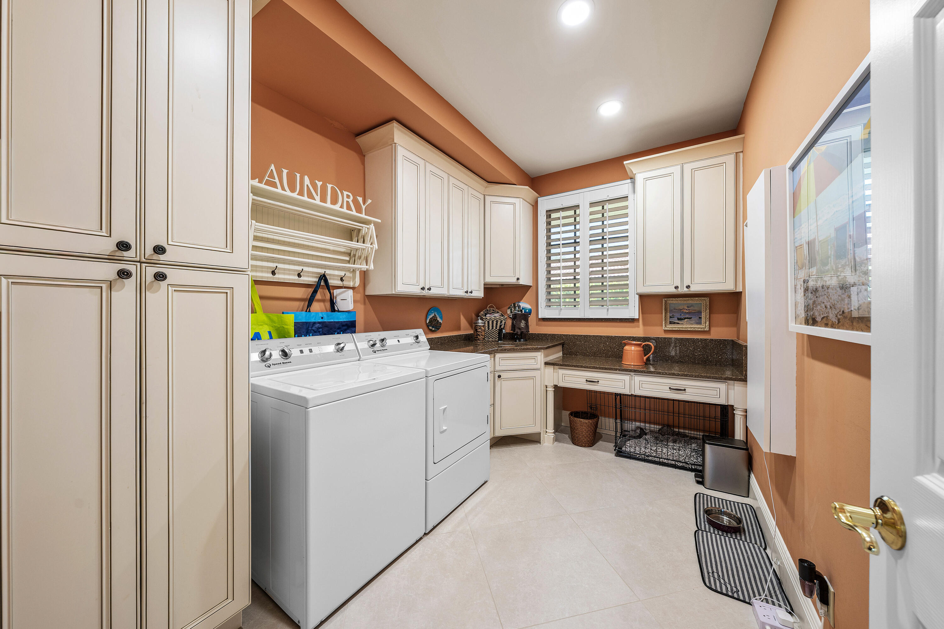 586 N Country Club, Atlantis FL 33462