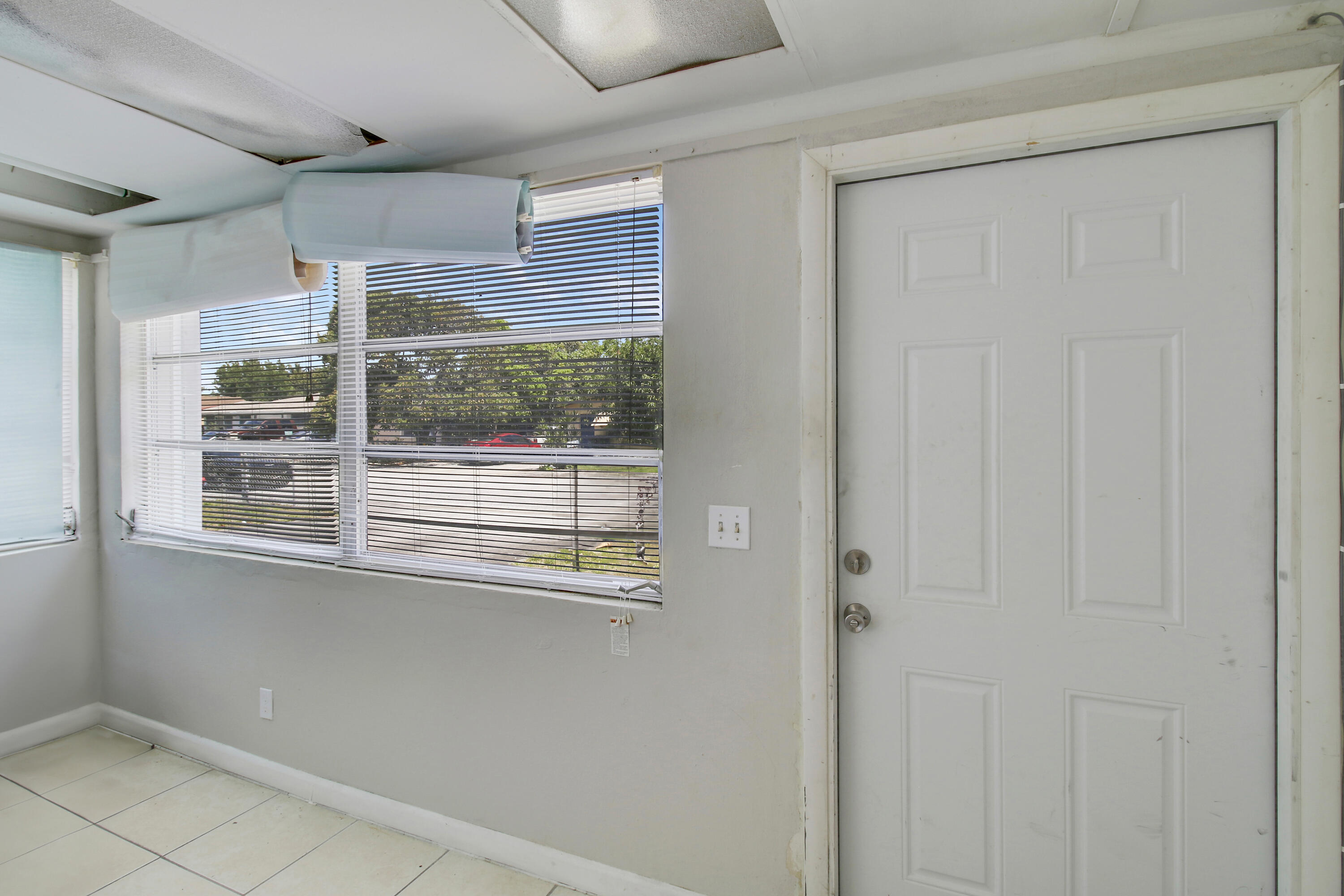 1325 W 32ND, Riviera Beach FL 33404