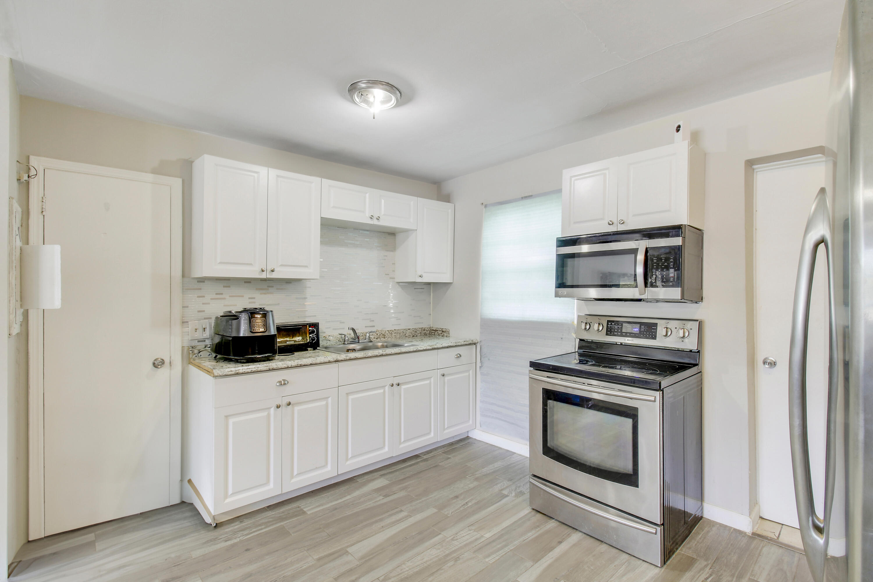 1325 W 32ND, Riviera Beach FL 33404