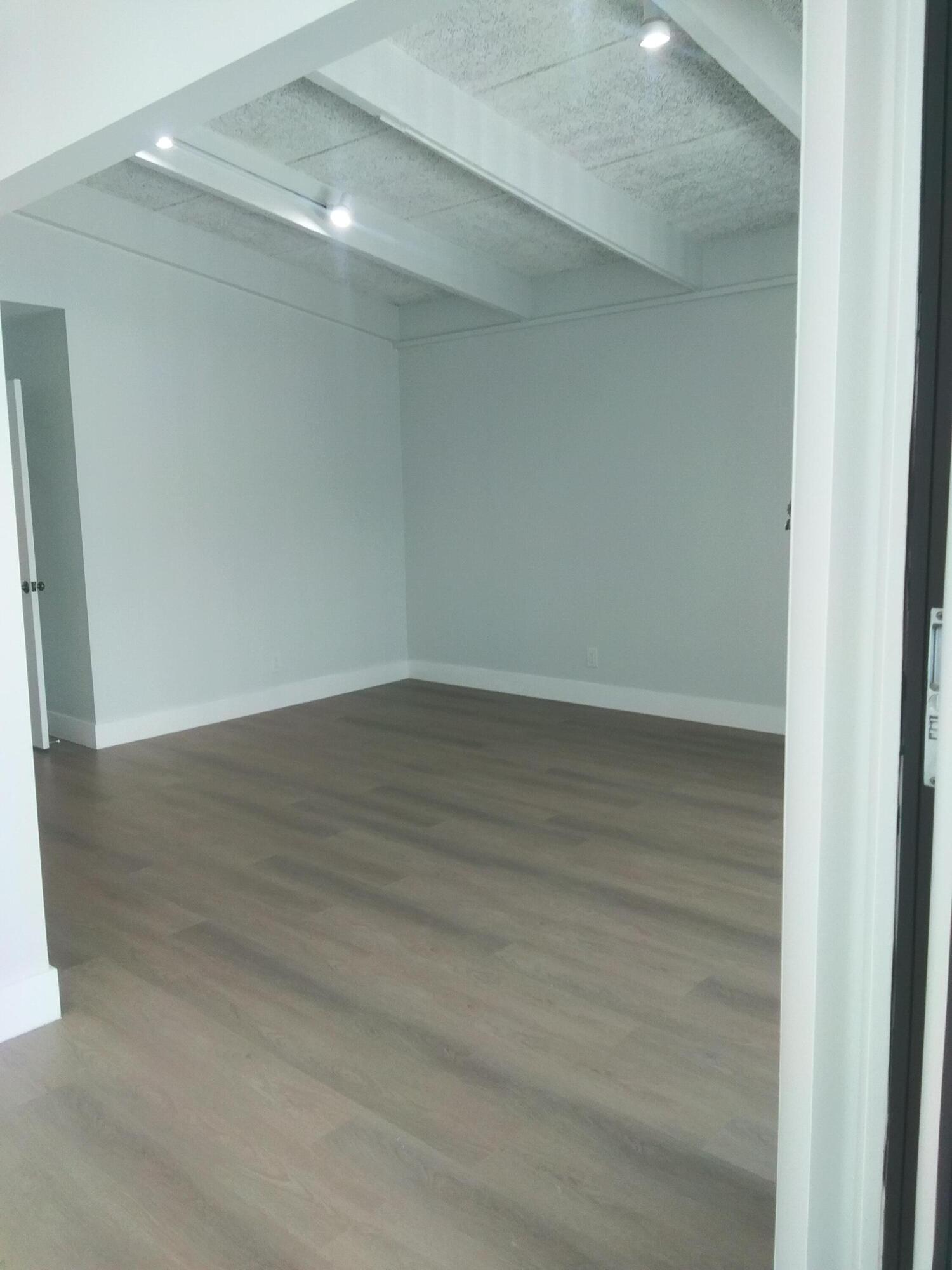 9727 N New River Canal #629, Plantation FL 33324