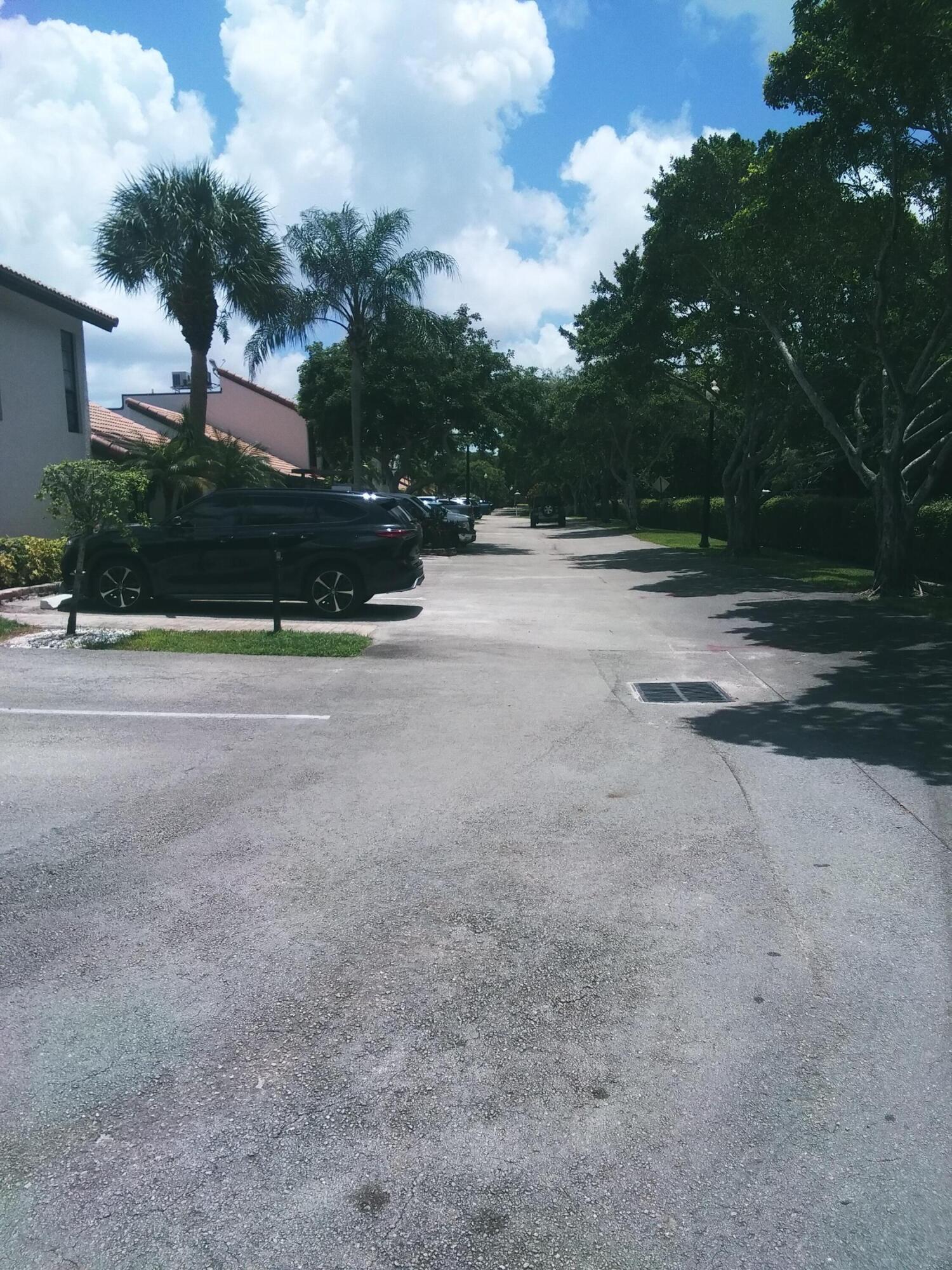 9727 N New River Canal #629, Plantation FL 33324