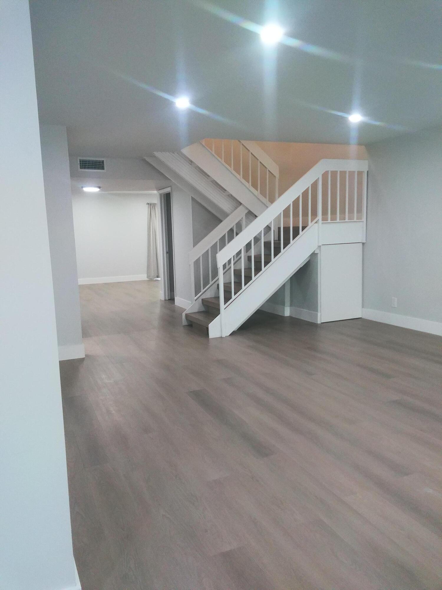 9727 N New River Canal #629, Plantation FL 33324