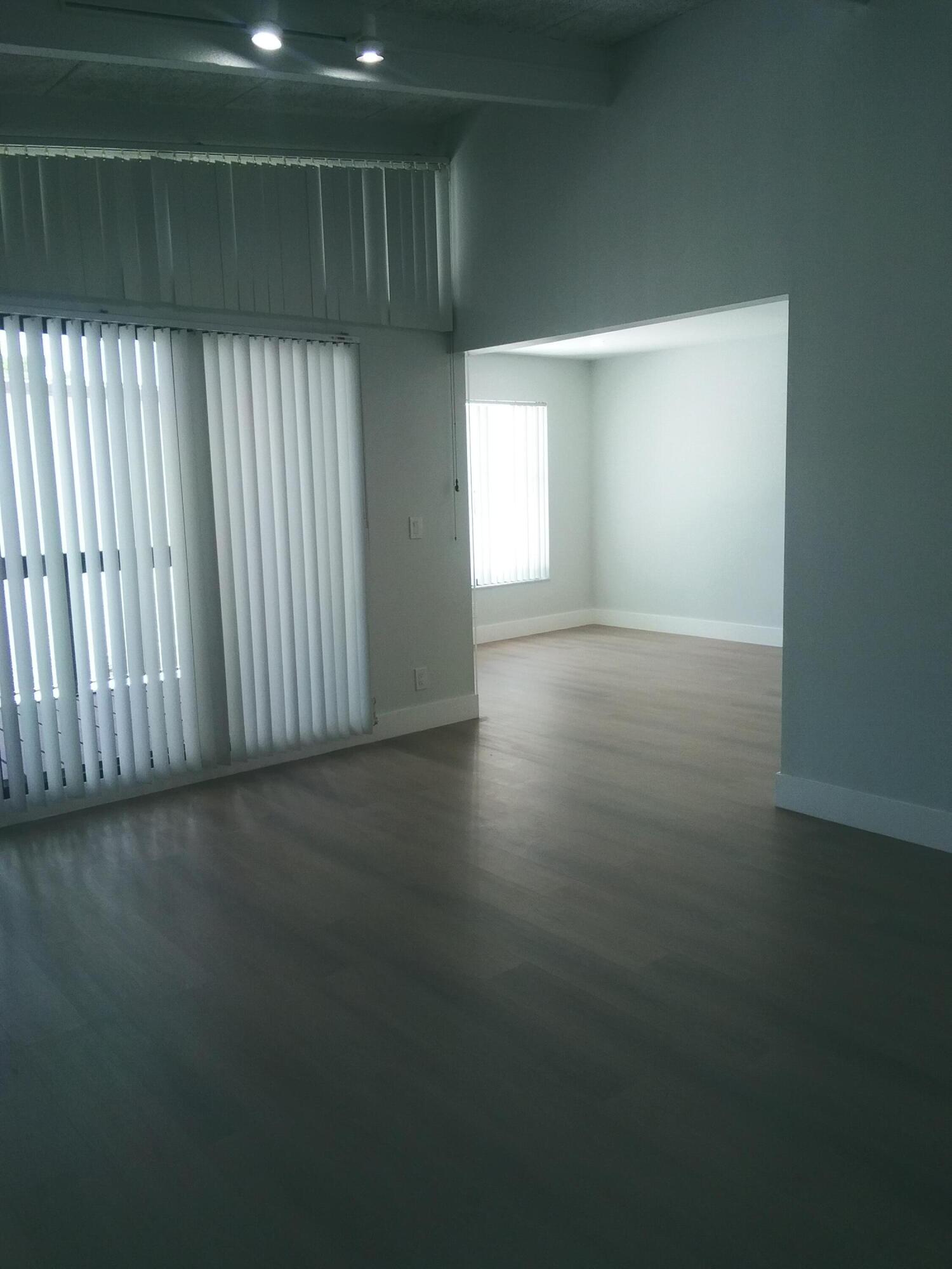 9727 N New River Canal #629, Plantation FL 33324